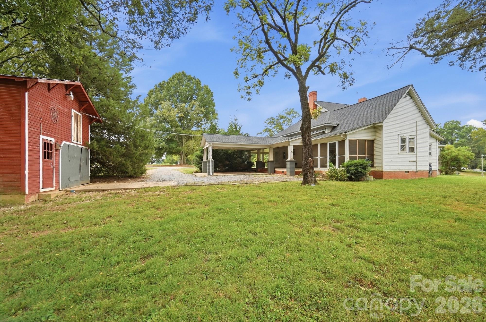 main property photo 35
