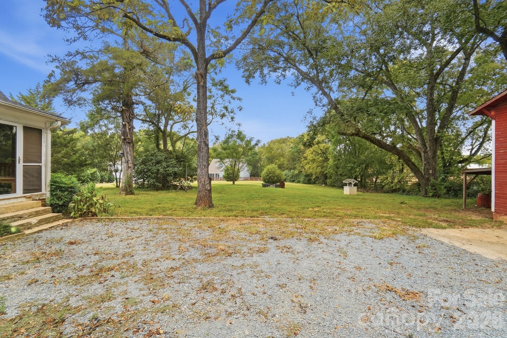 main property photo 38