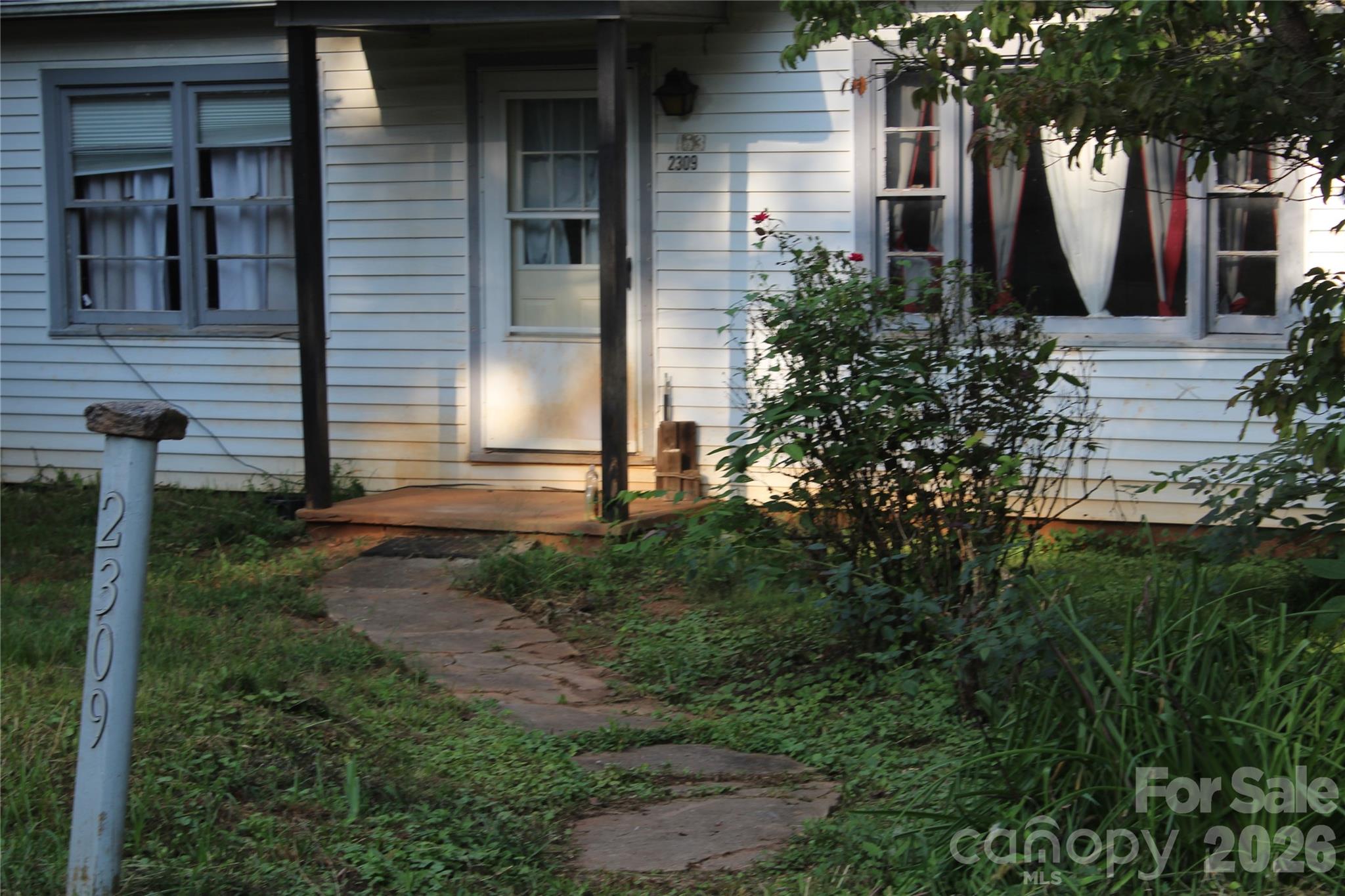 main property photo 2
