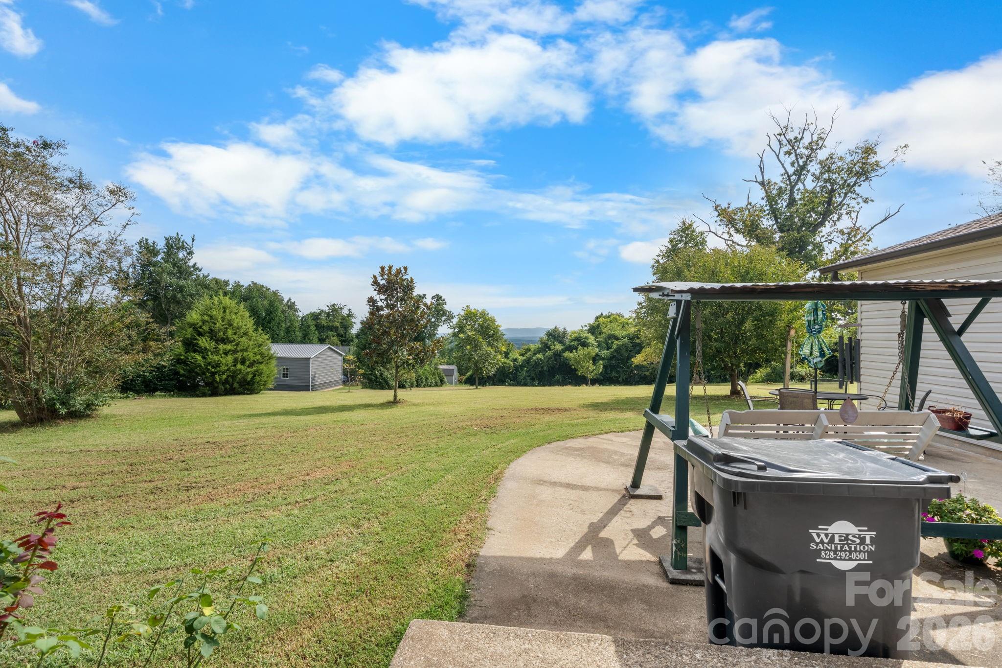 main property photo 32