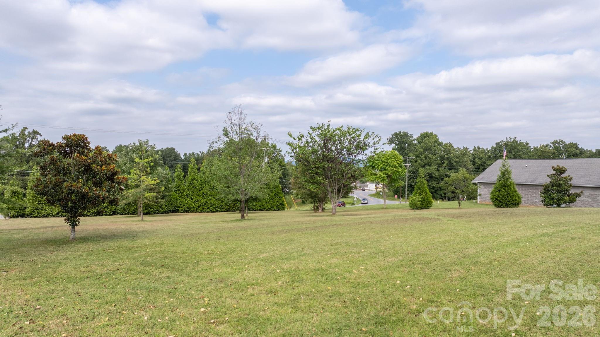 main property photo 40