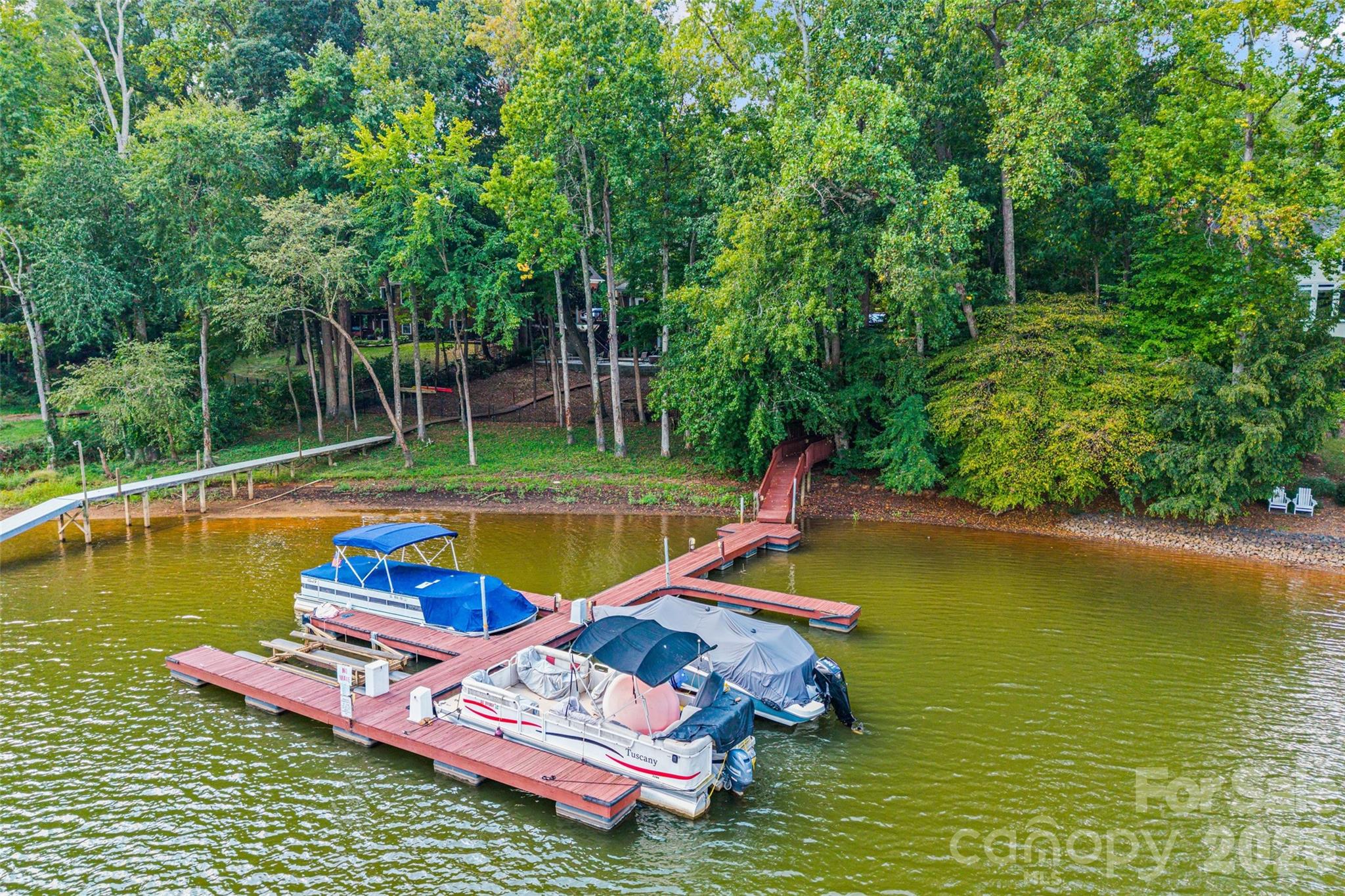 main property photo 36