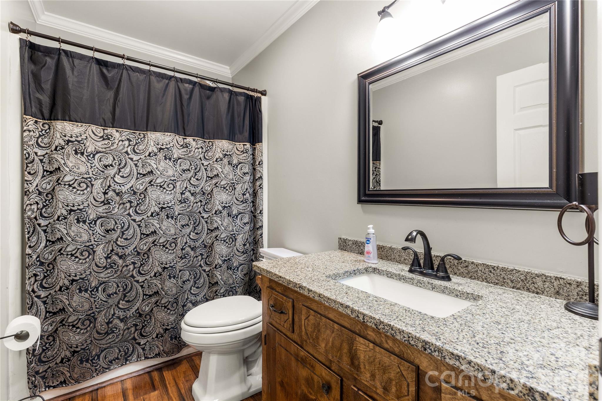 main property photo 24