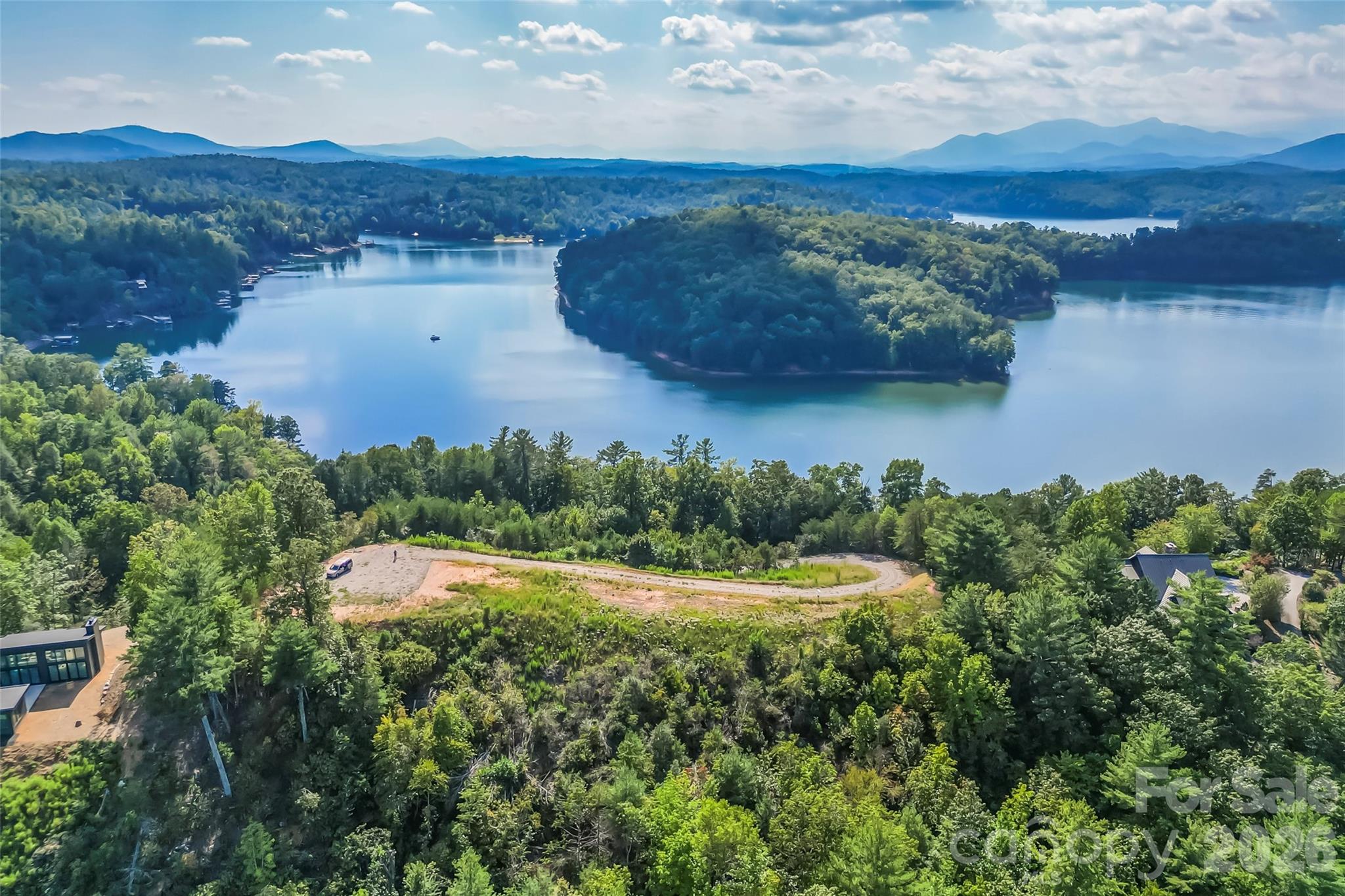 main property photo 12