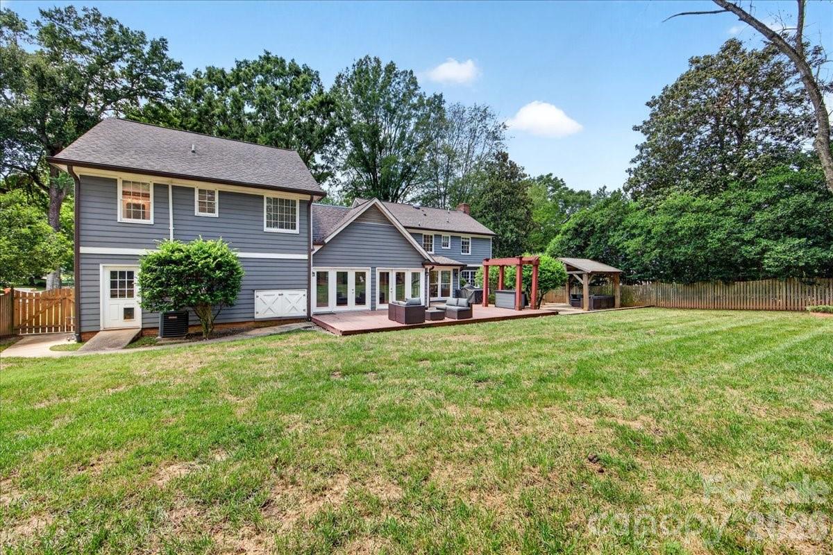 main property photo 44