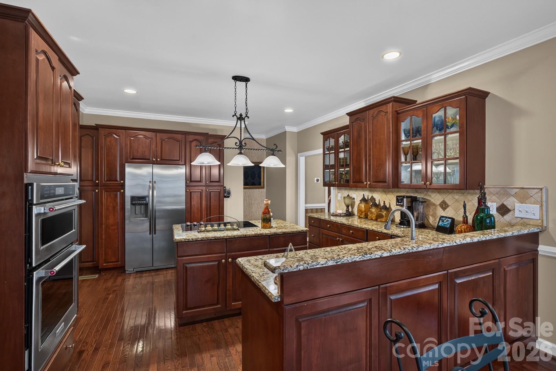 main property photo 18