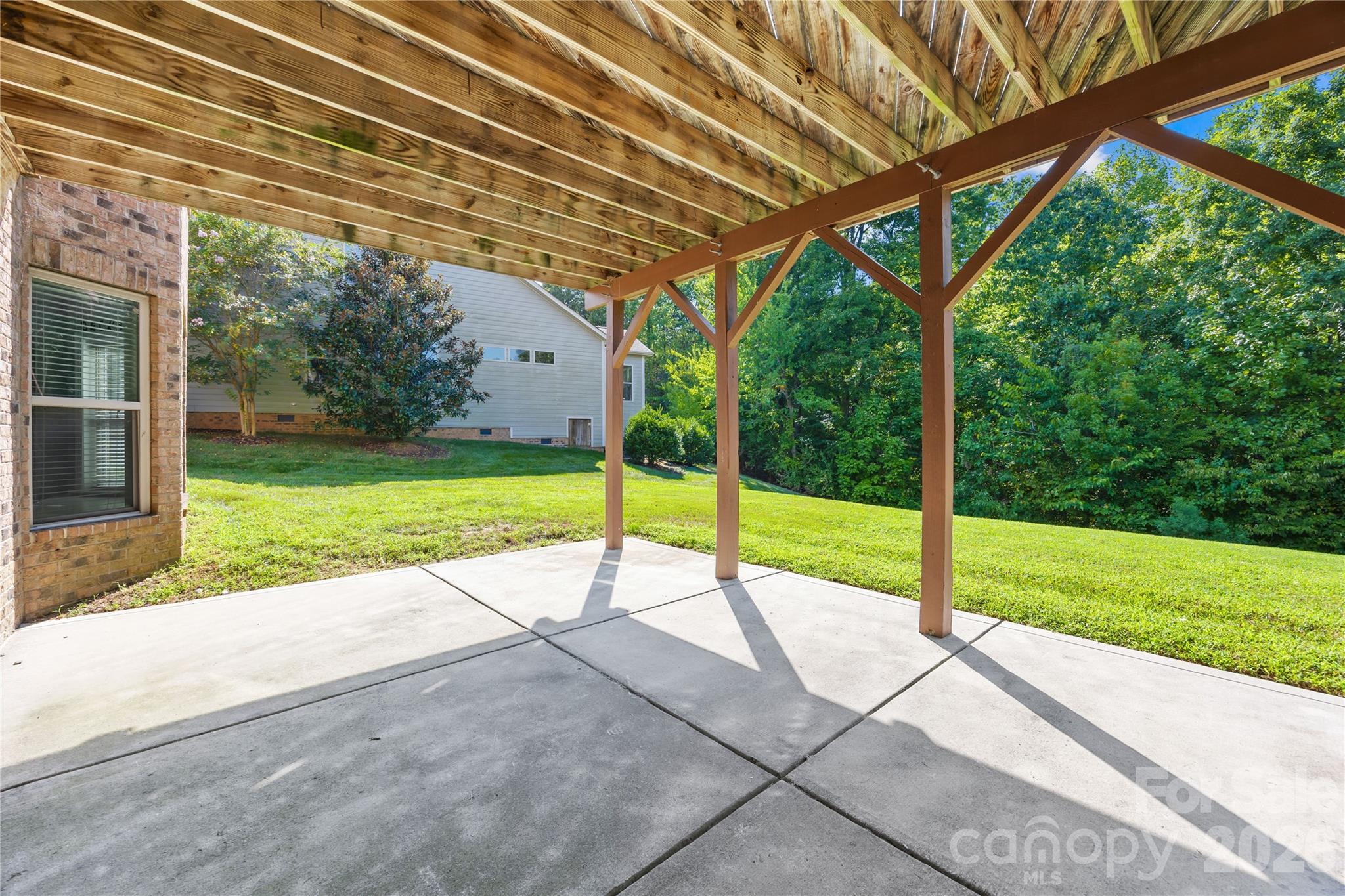 main property photo 43
