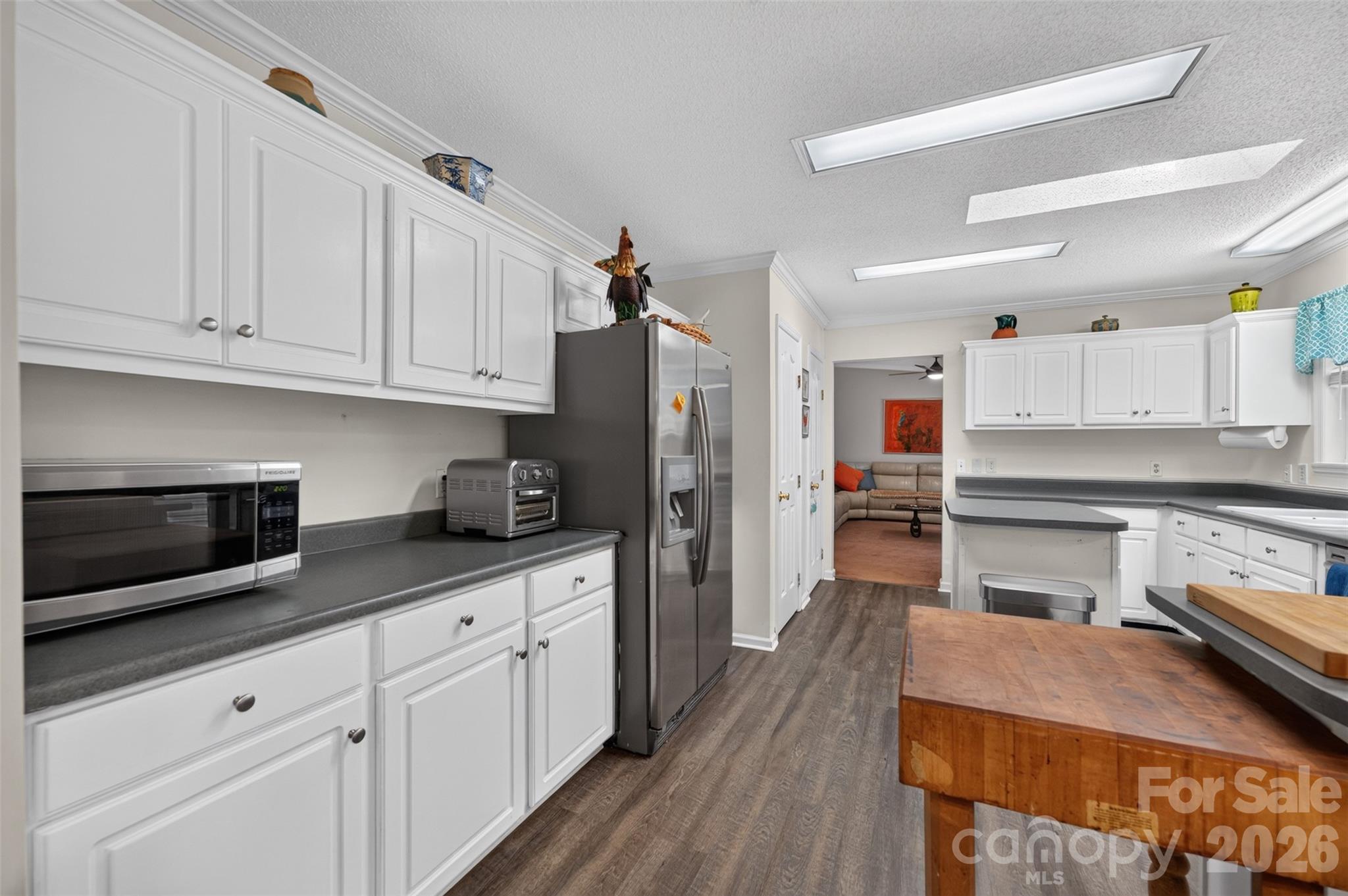 main property photo 17