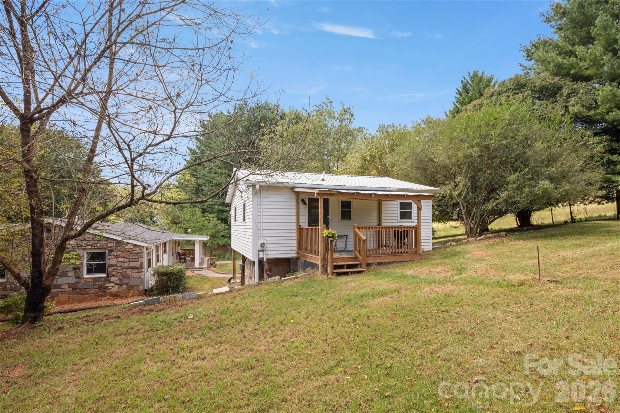 main property photo 35