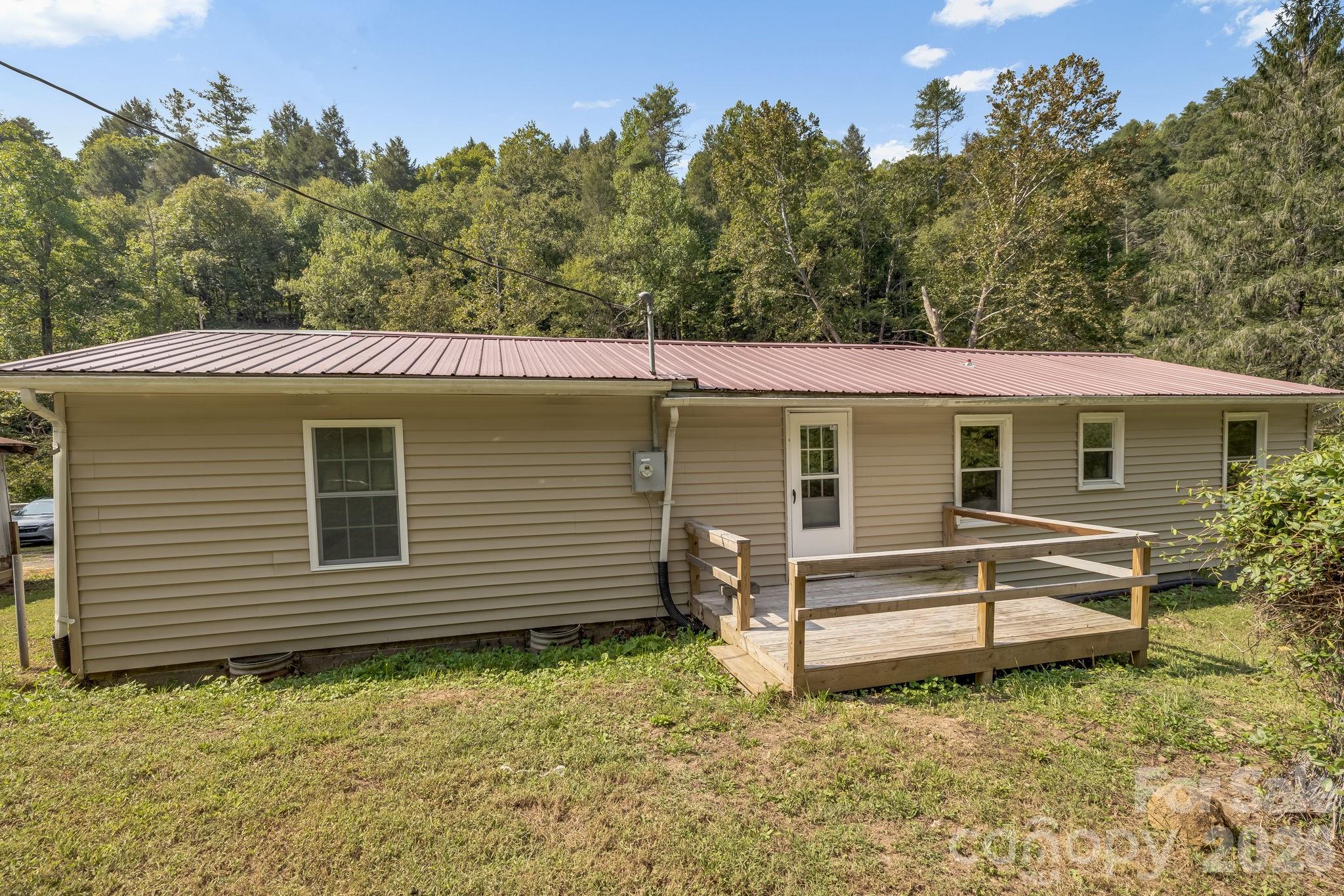 main property photo 33