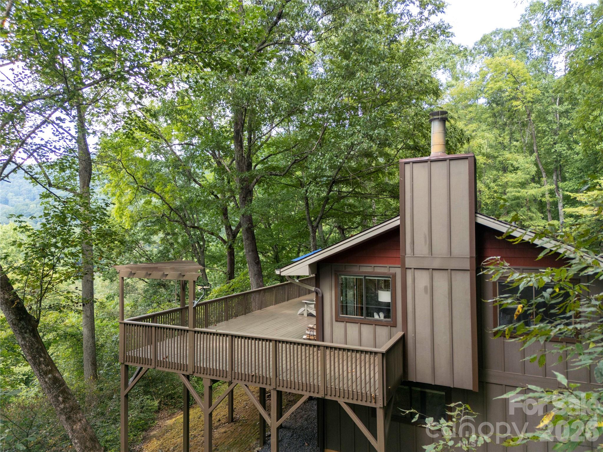 main property photo 23