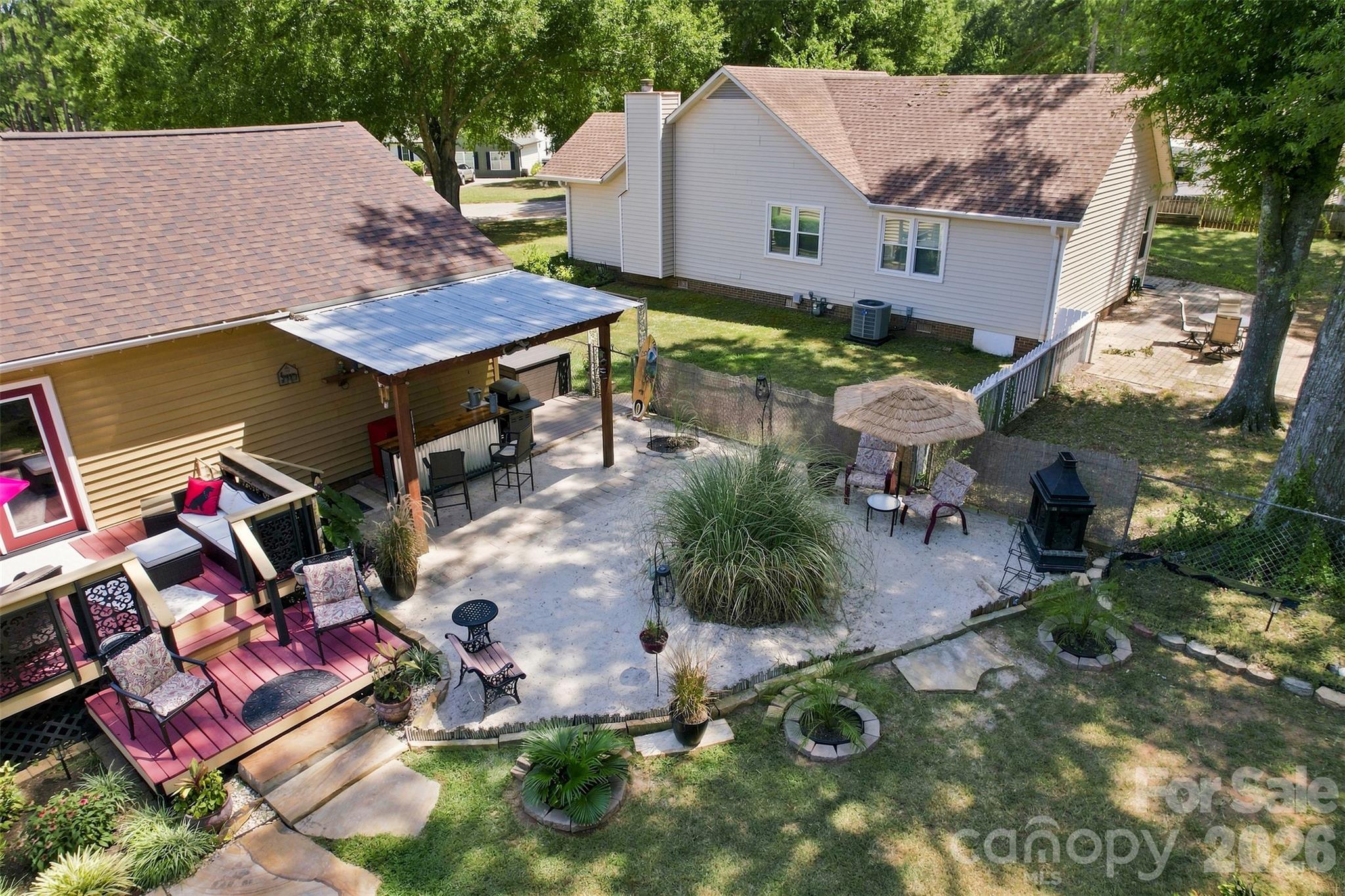 main property photo 39