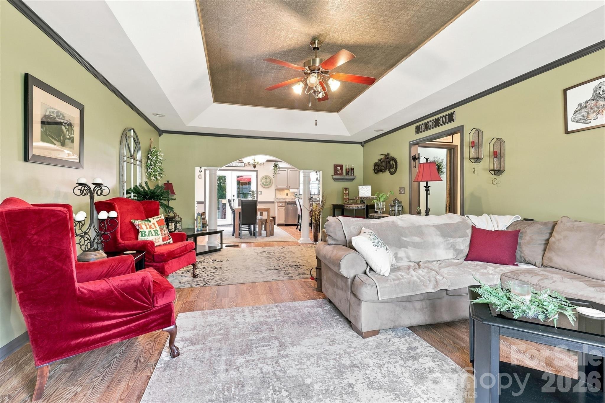 main property photo 7