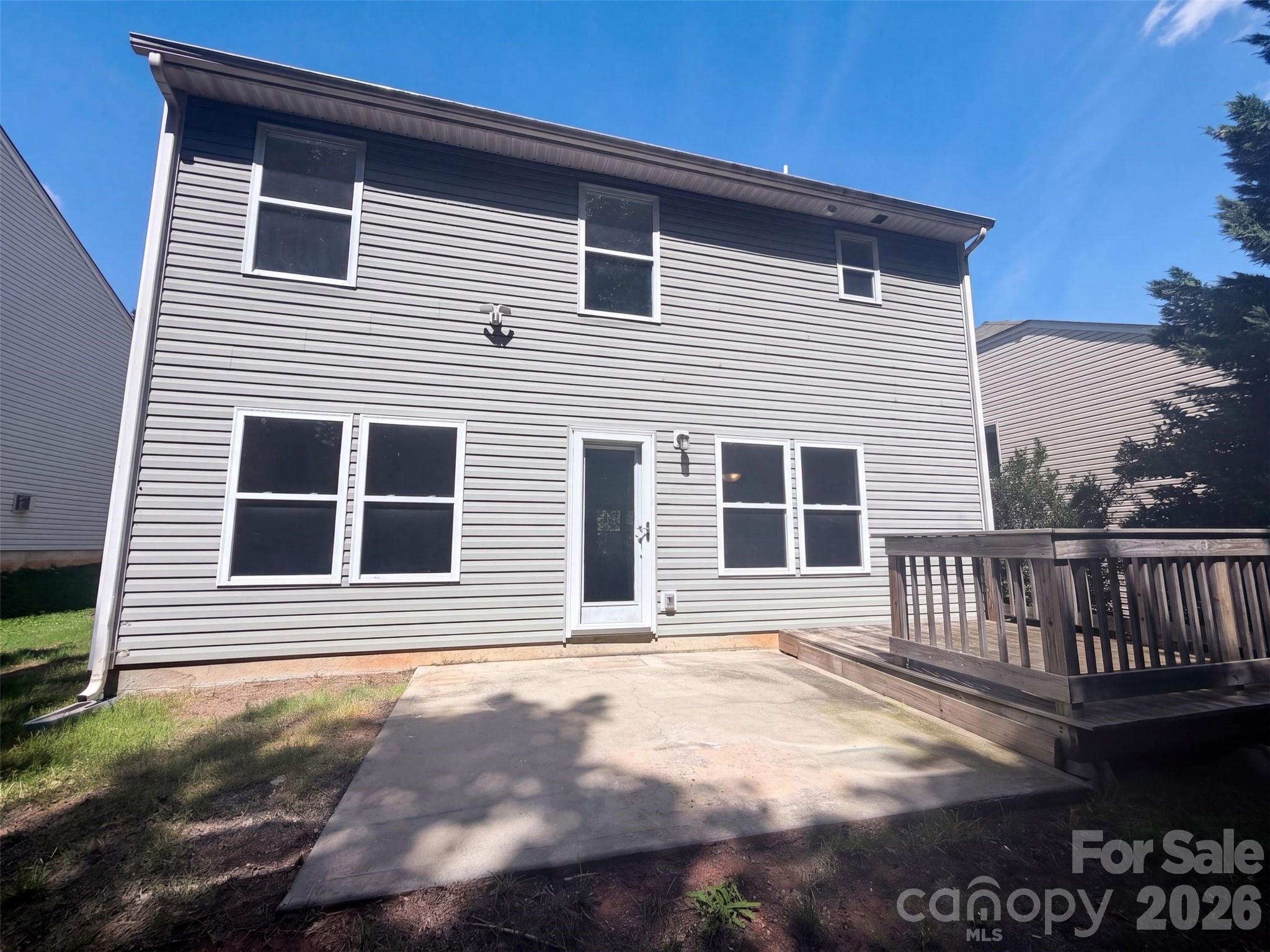 main property photo 4
