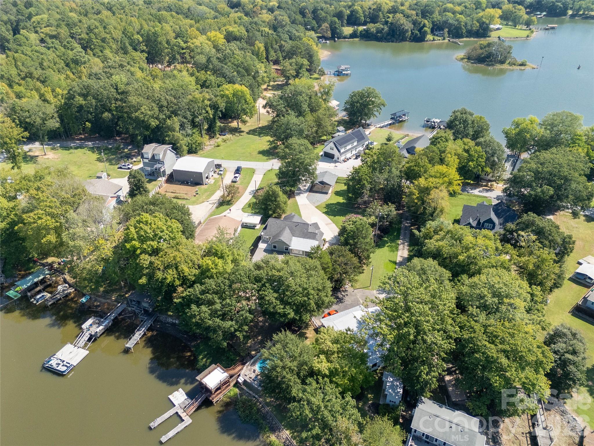 main property photo 43