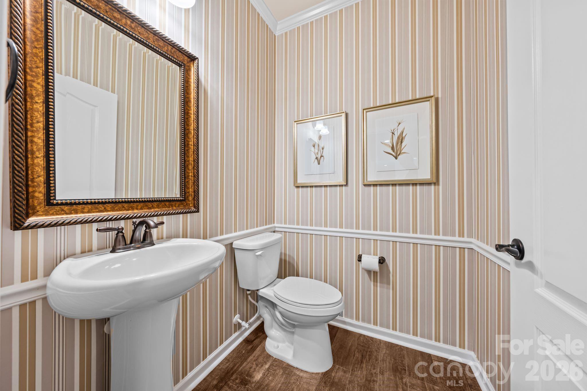 main property photo 9