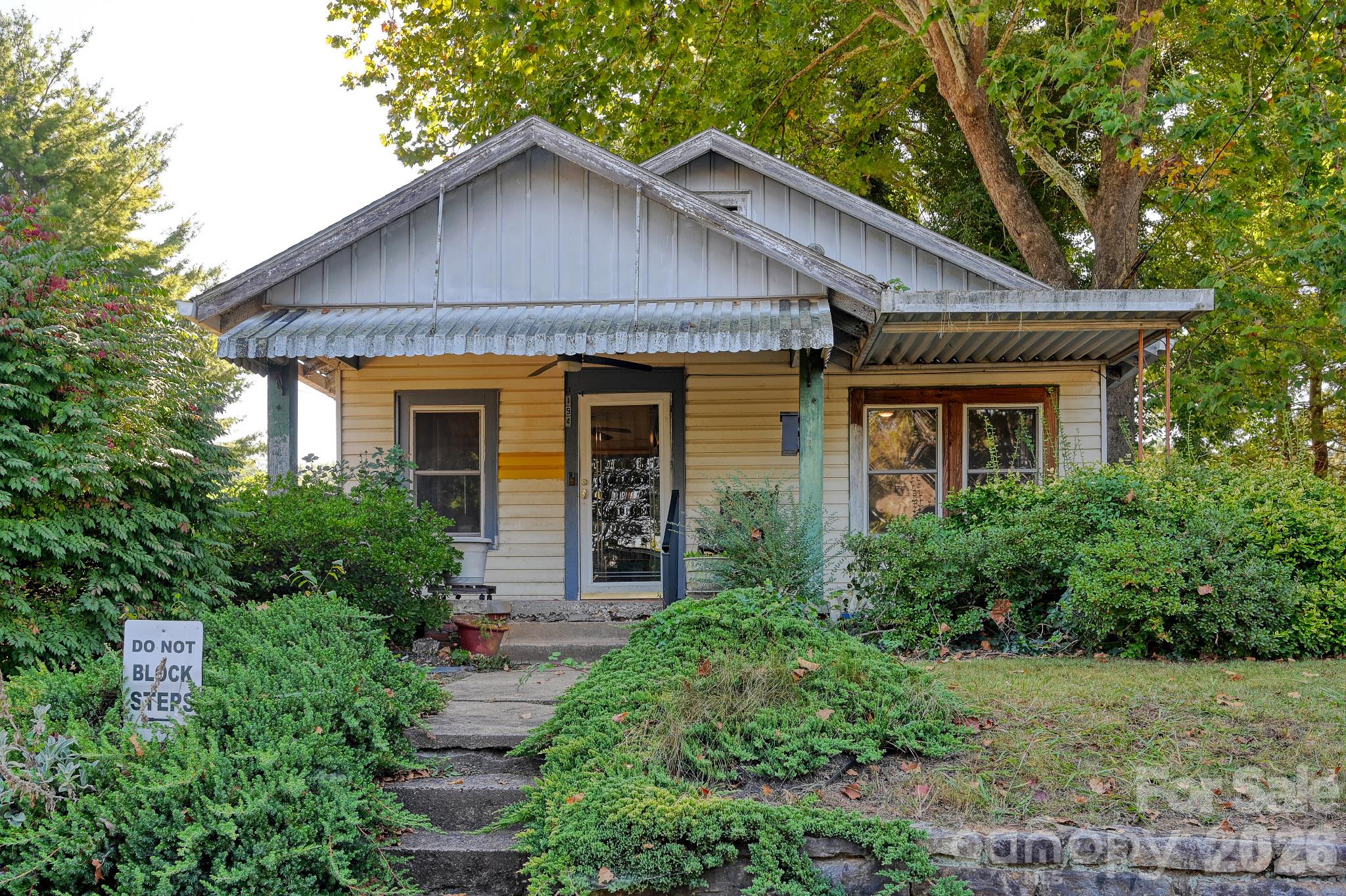 main property photo 23