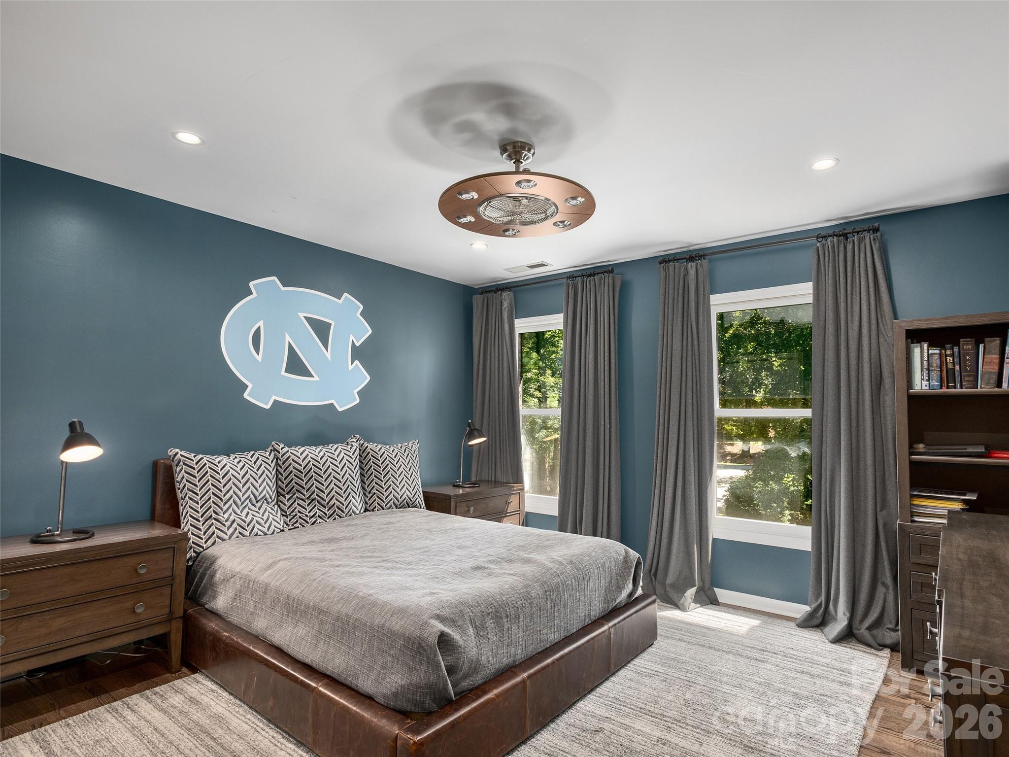 main property photo 30