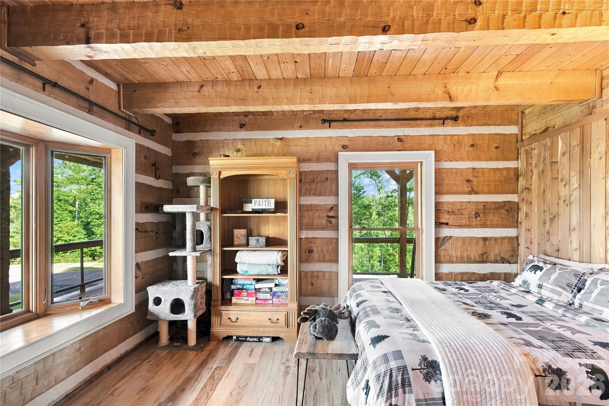 main property photo 14