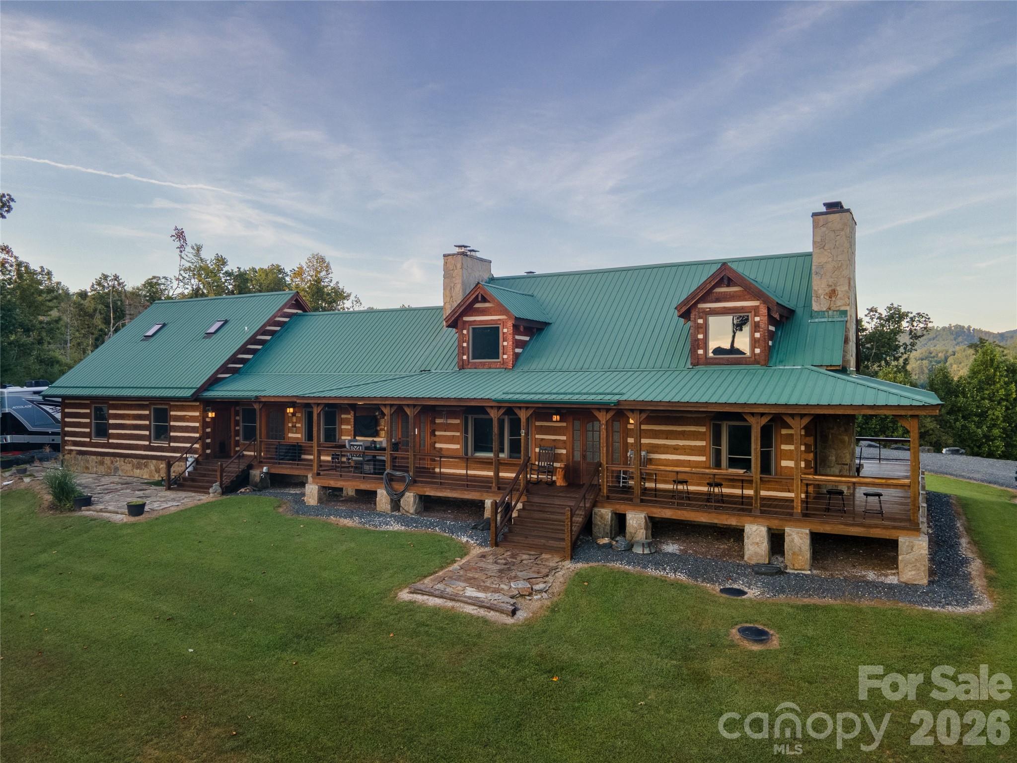 main property photo 2
