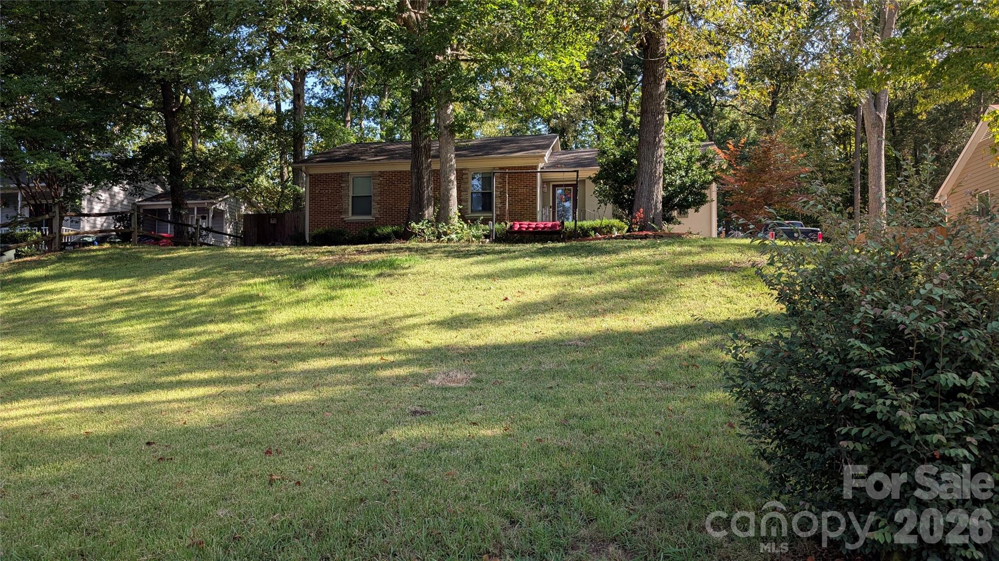 main property photo 0