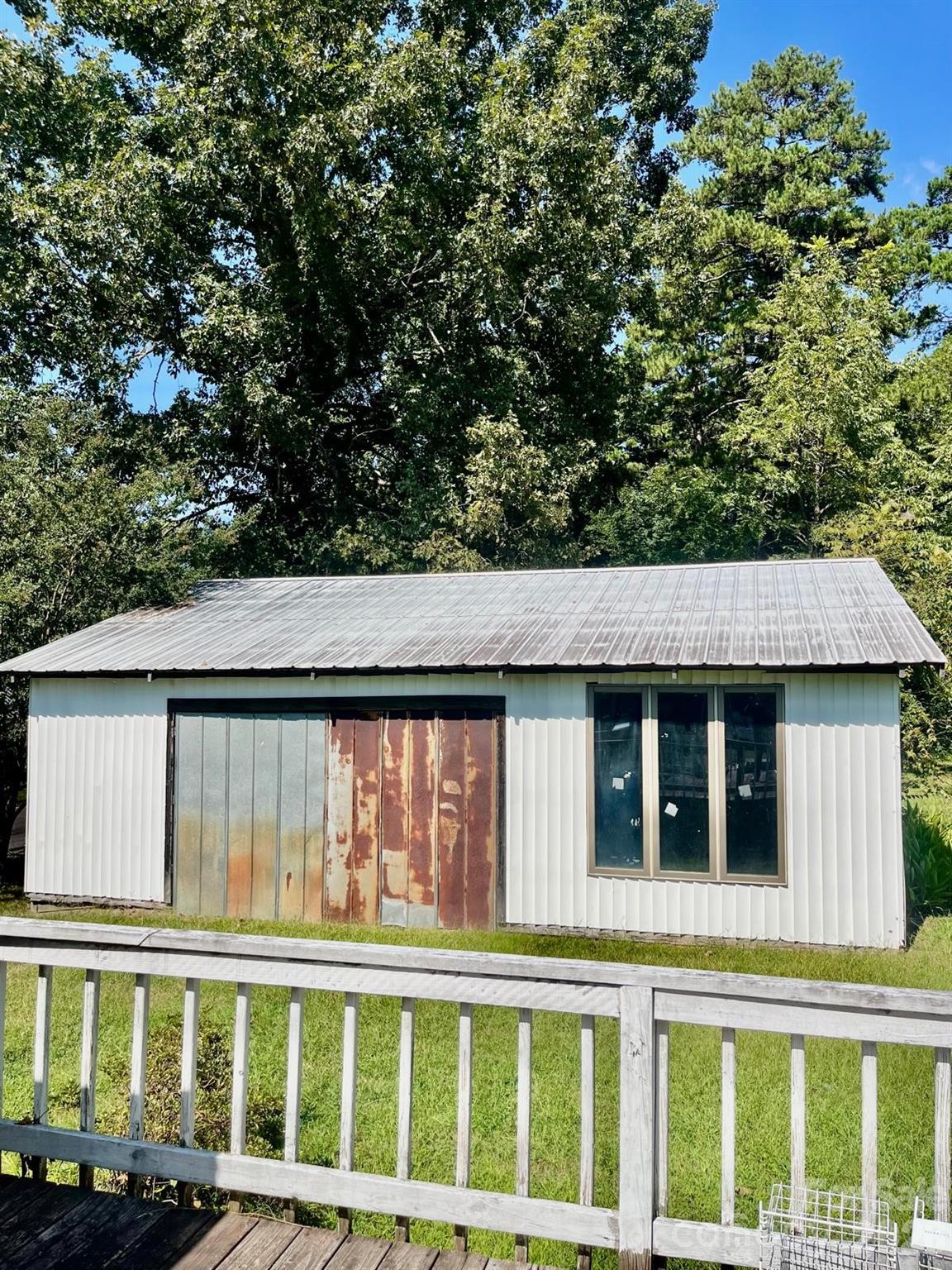 main property photo 19