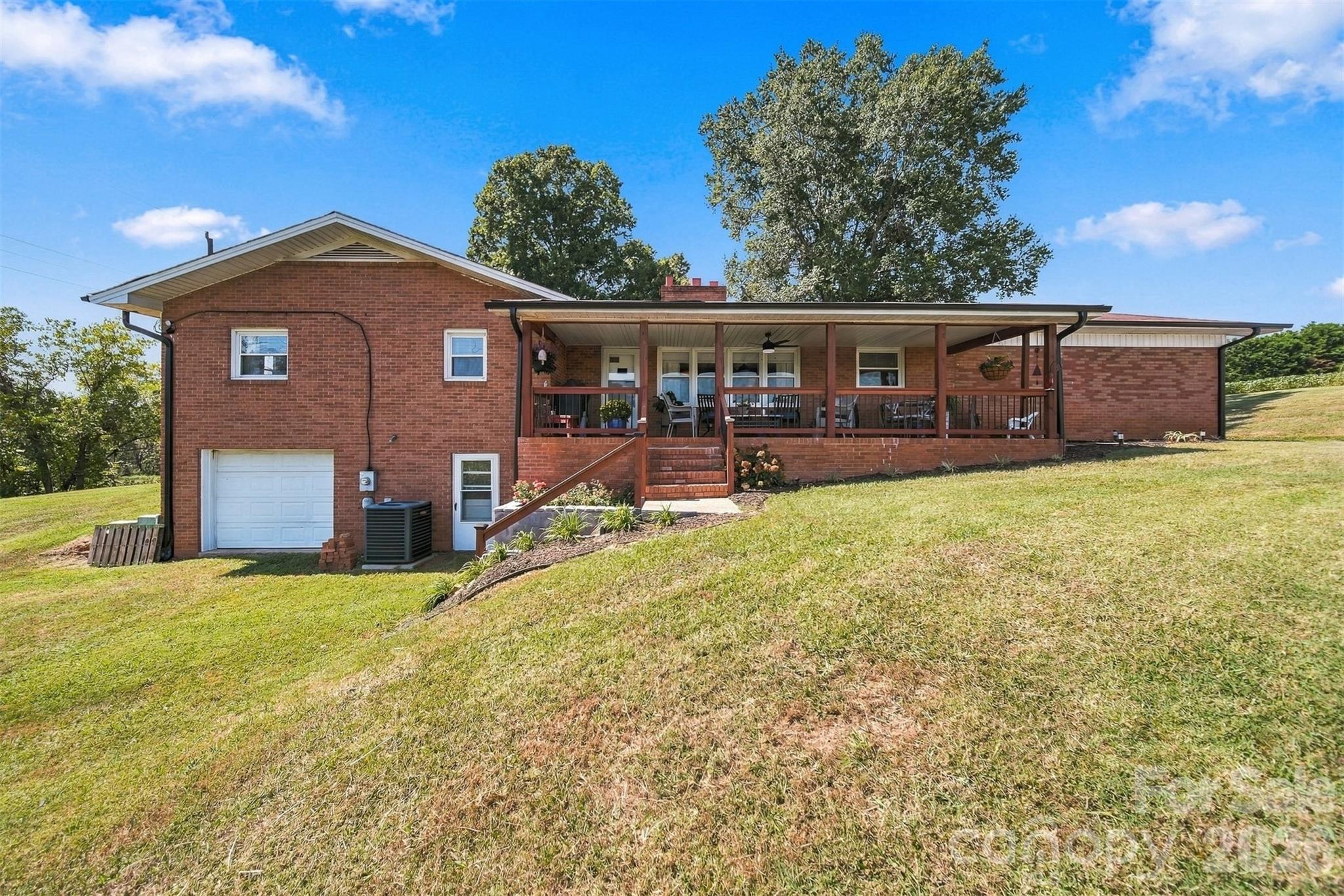 main property photo 37