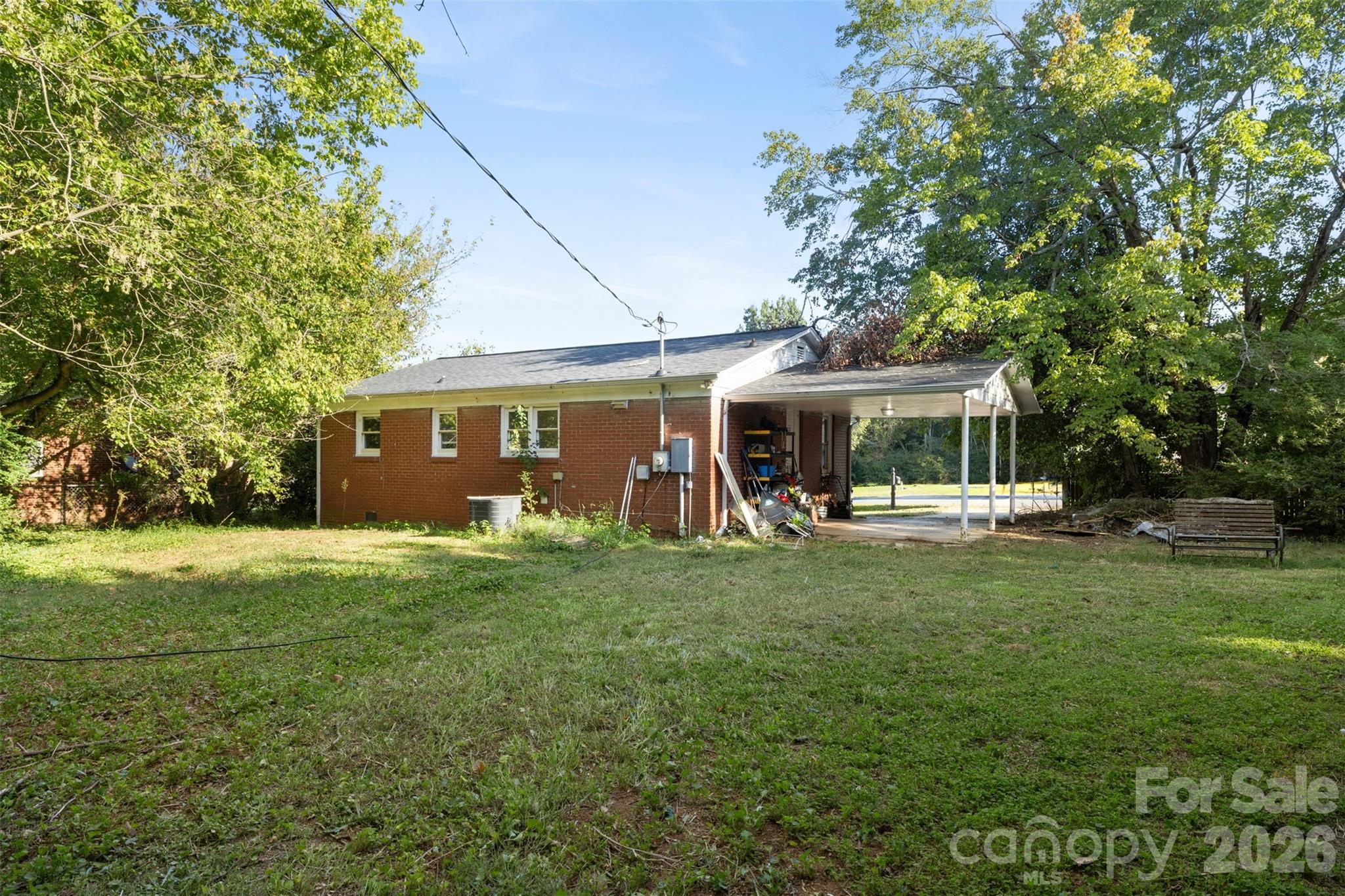 main property photo 23