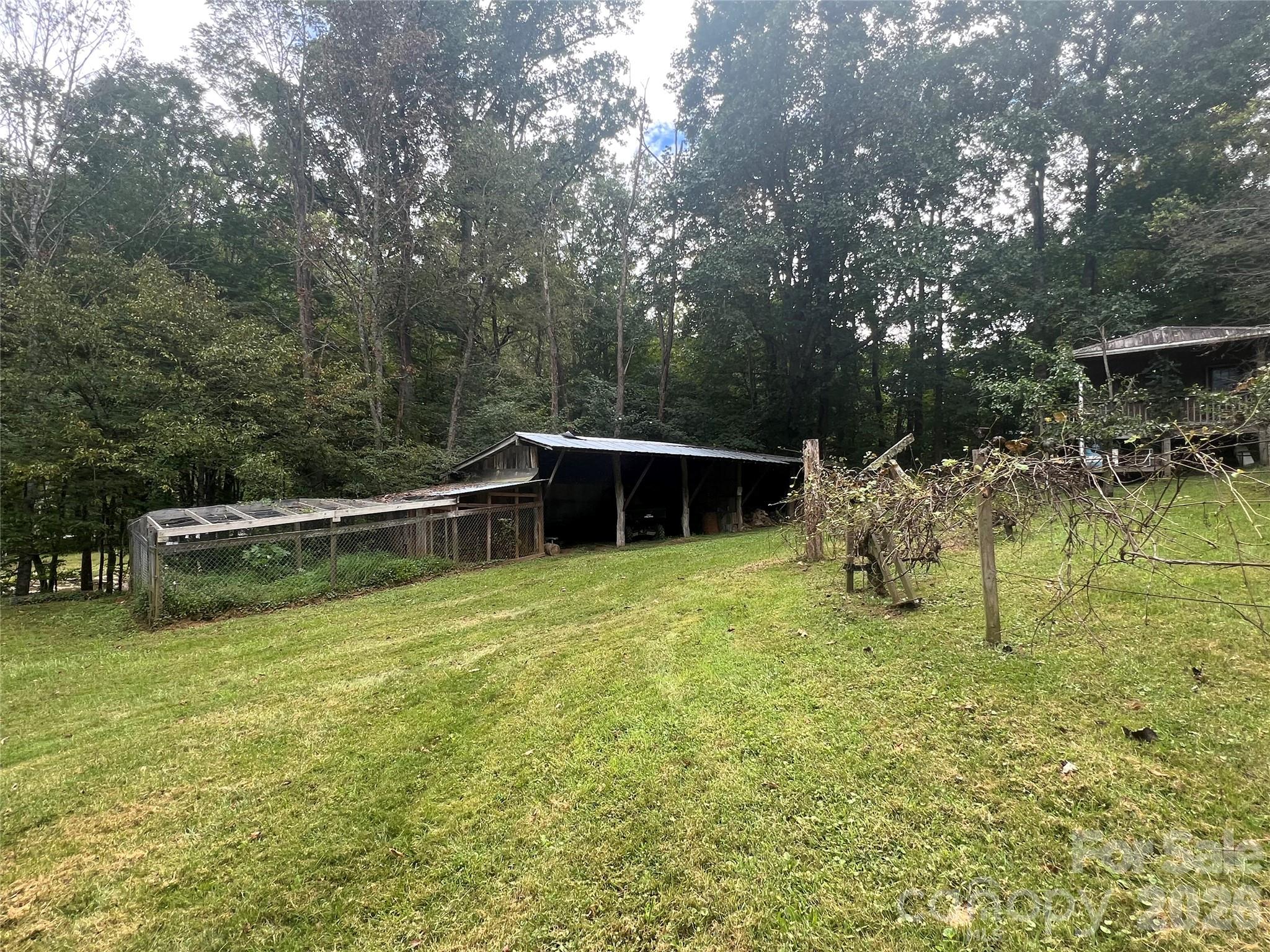 main property photo 37