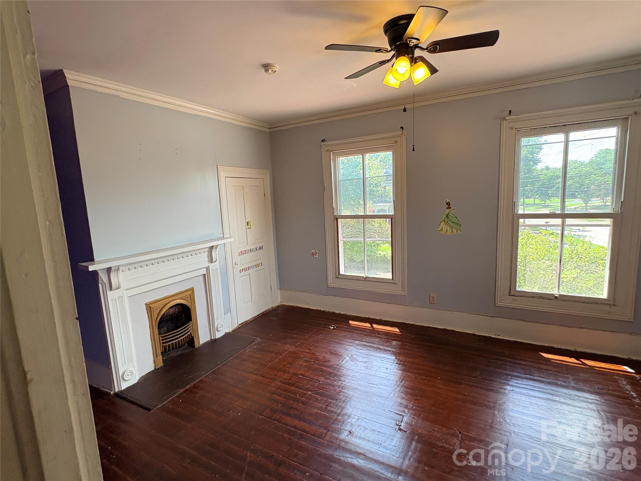 main property photo 14