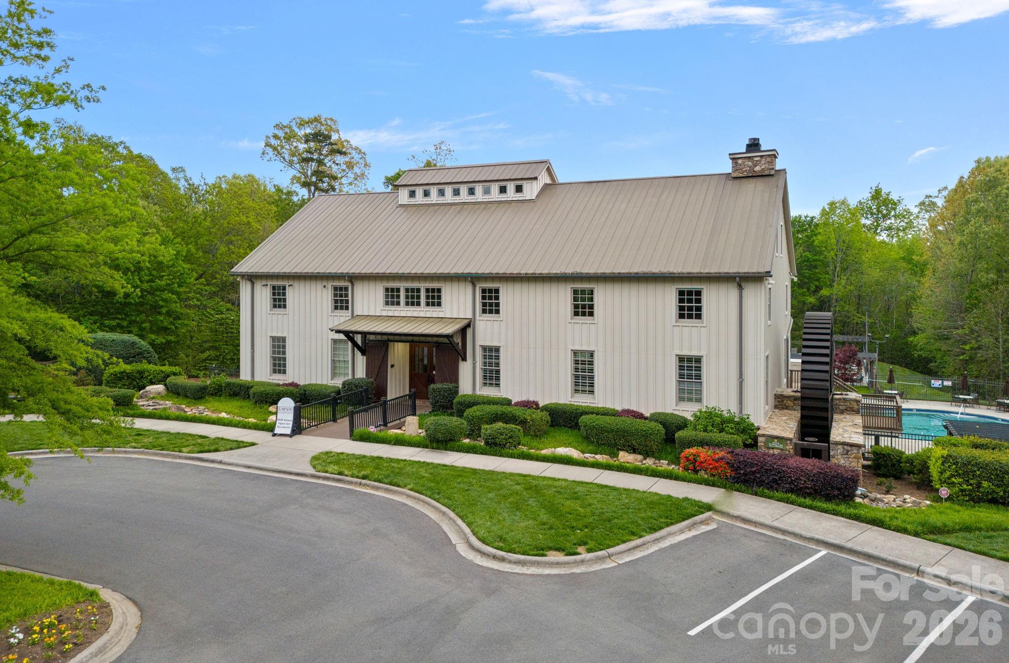 main property photo 43