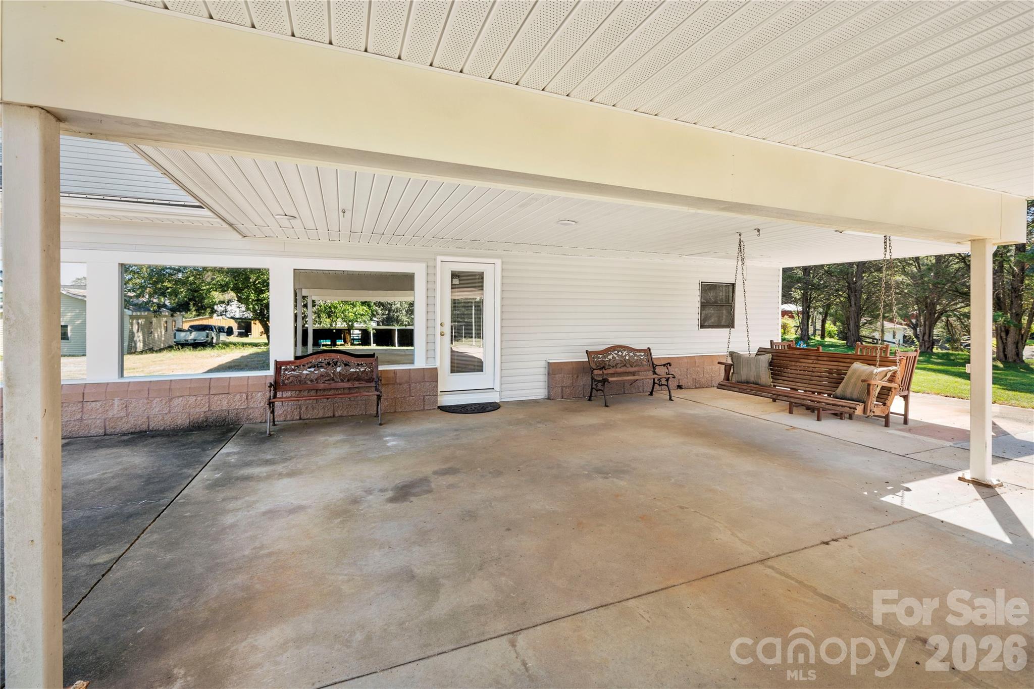 main property photo 31