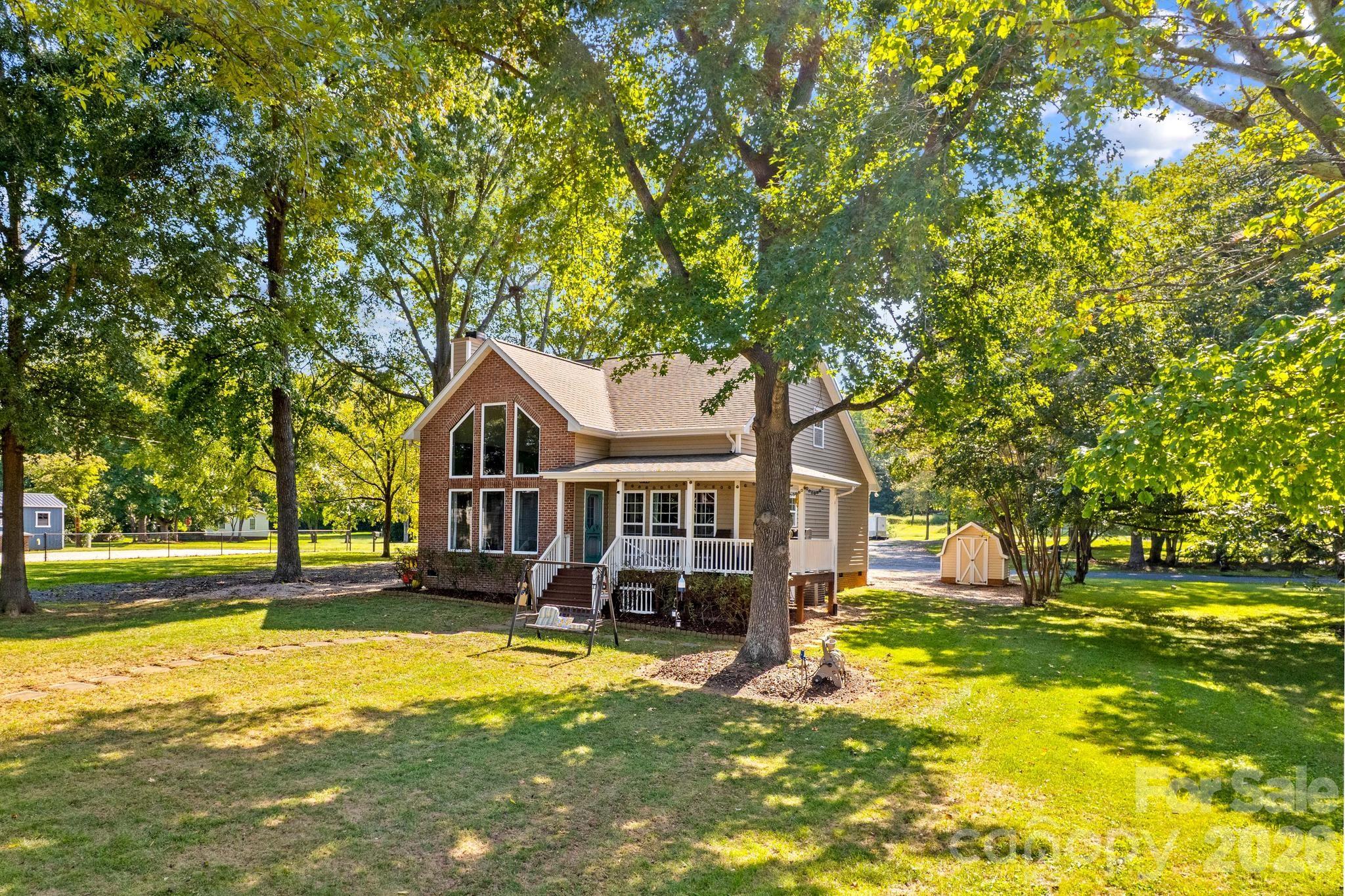 main property photo 31