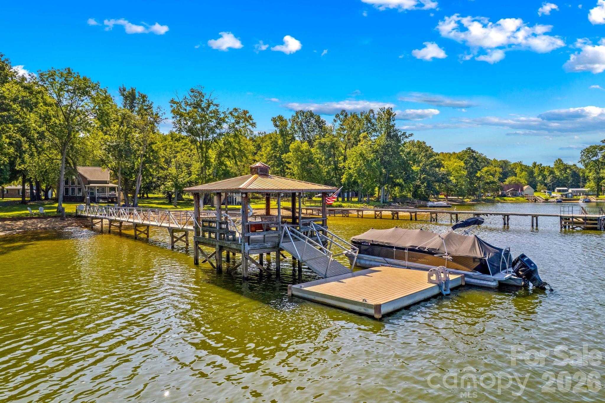 main property photo 43