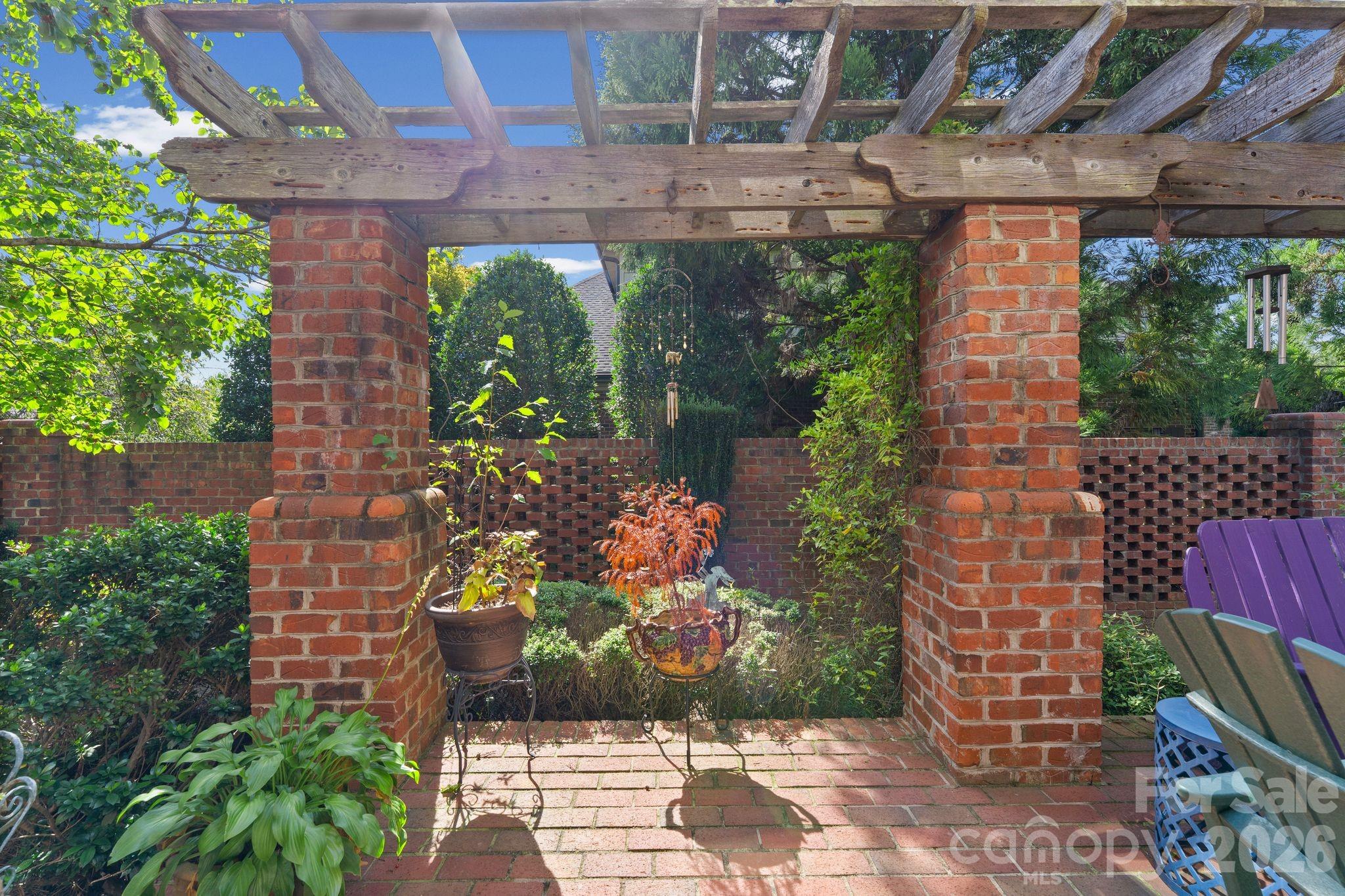 main property photo 38