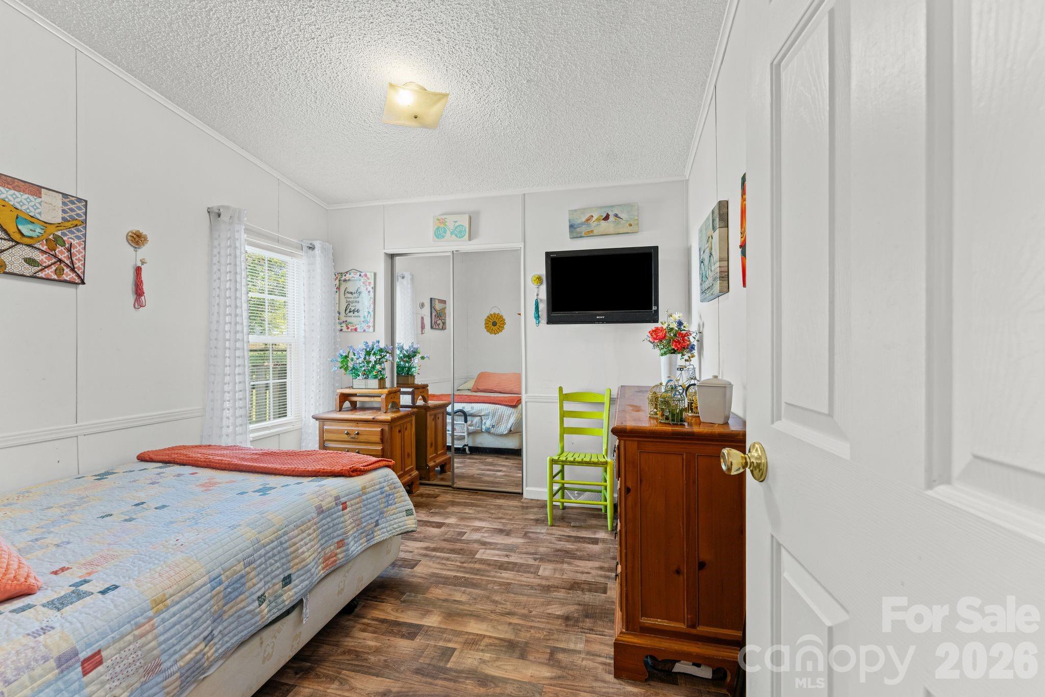 main property photo 20