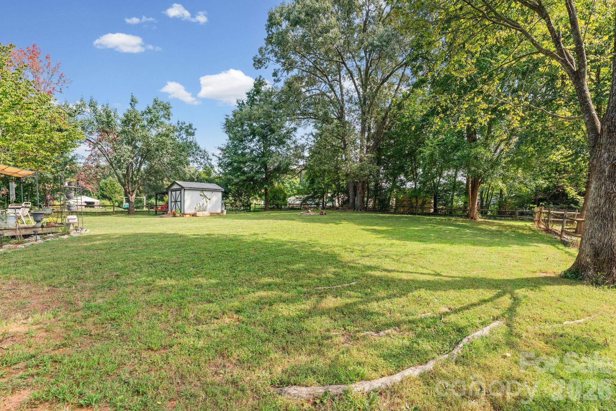 main property photo 30