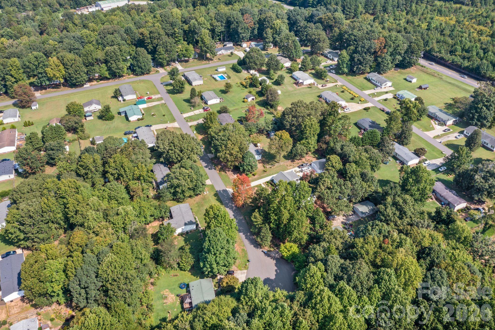 main property photo 37