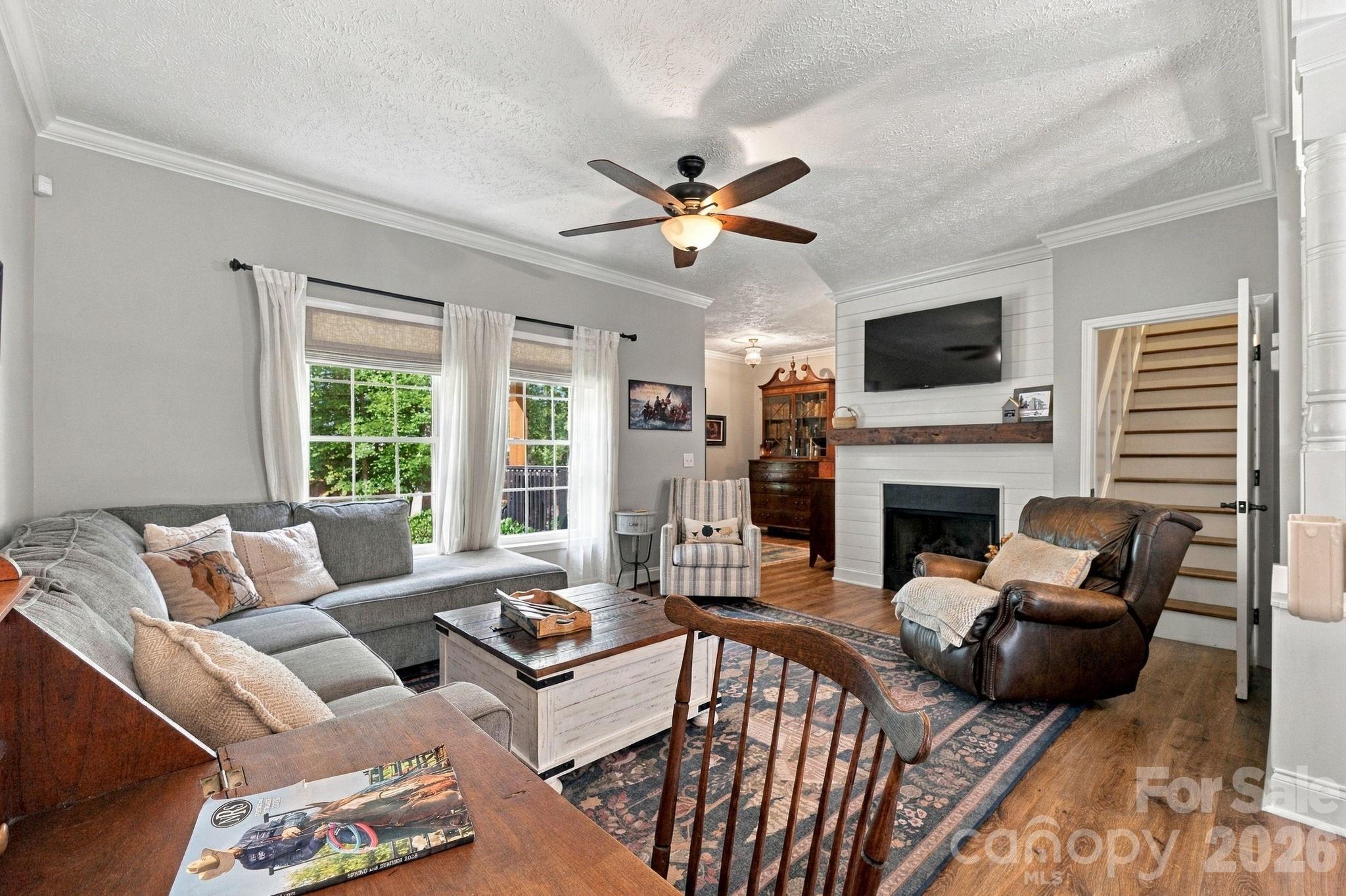 main property photo 22