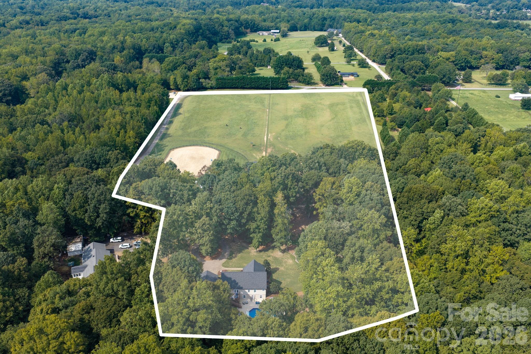 main property photo 3