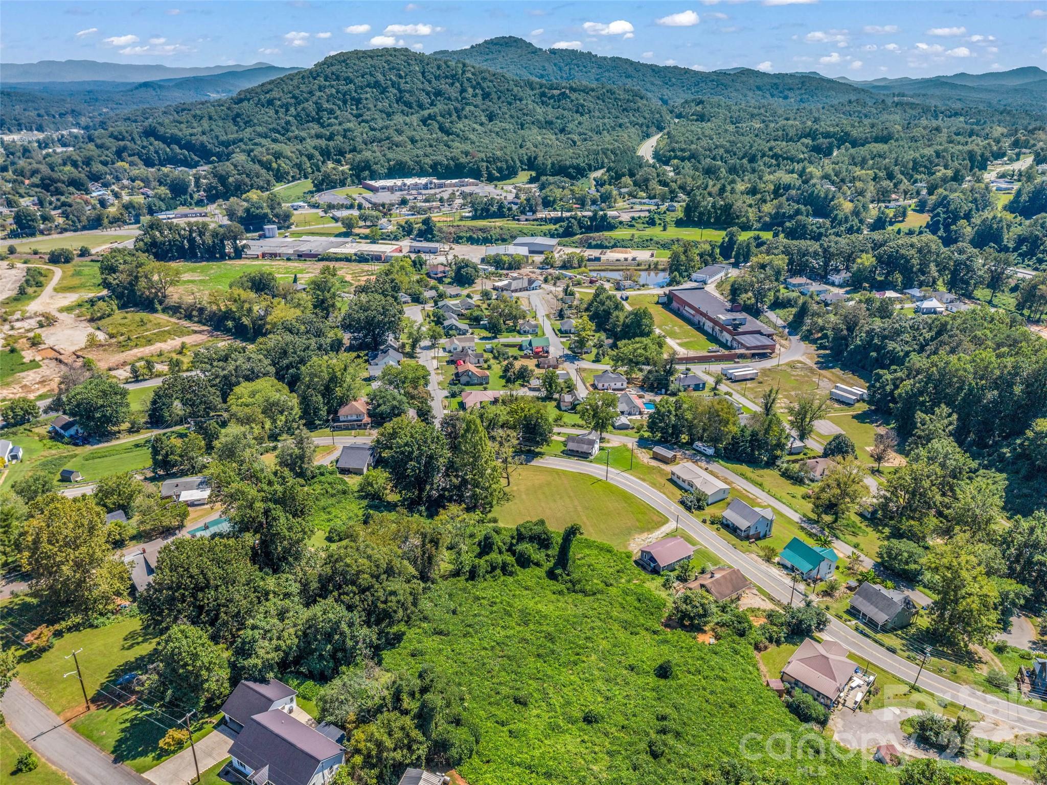 main property photo 35