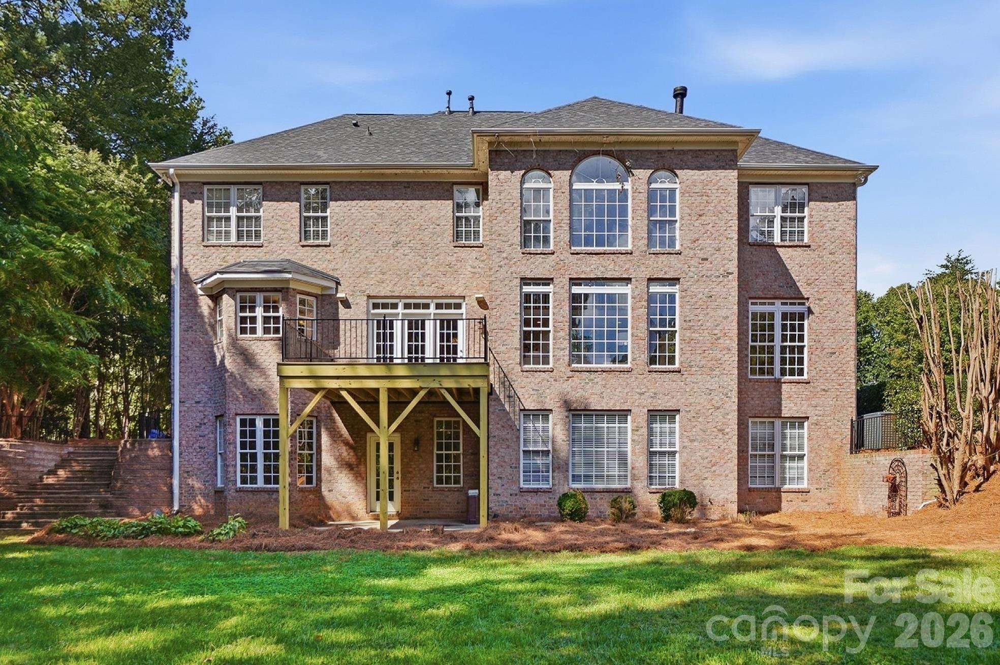main property photo 38