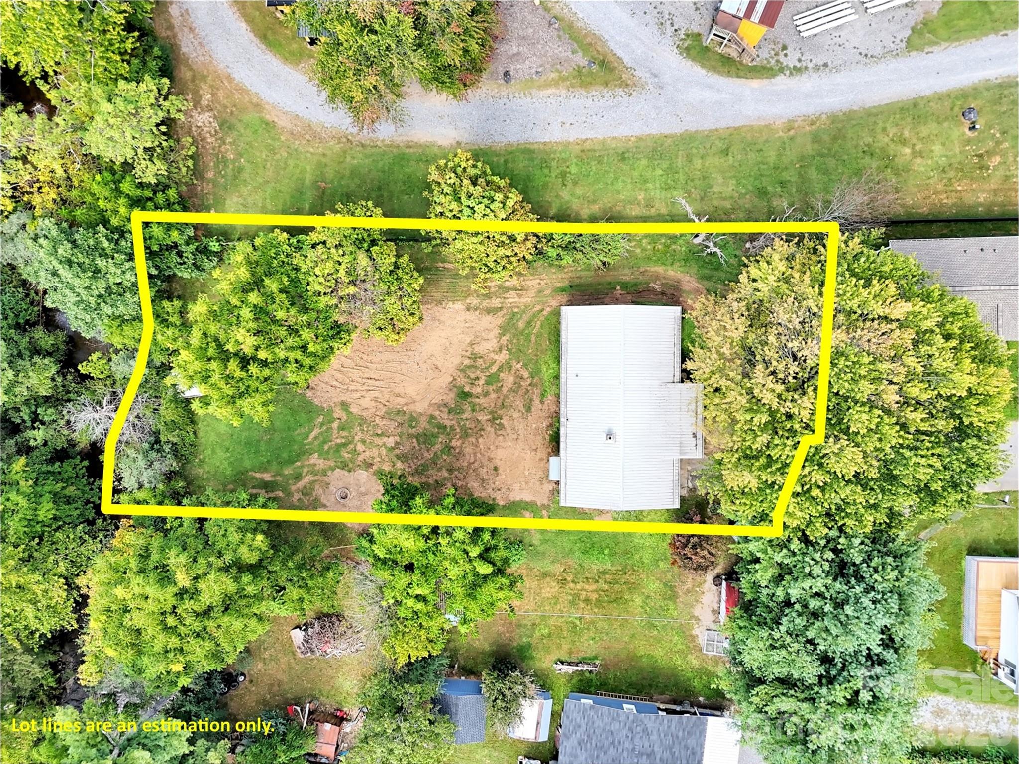 main property photo 32