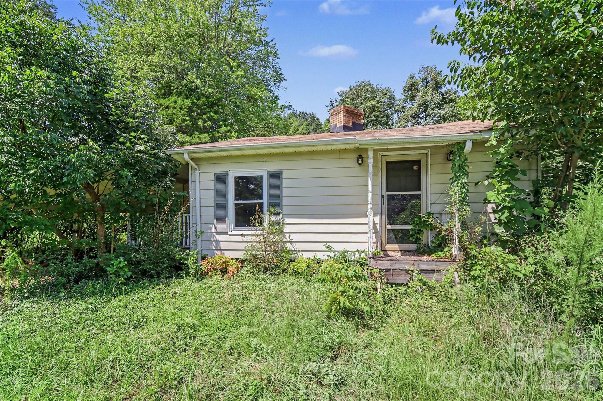 main property photo 36