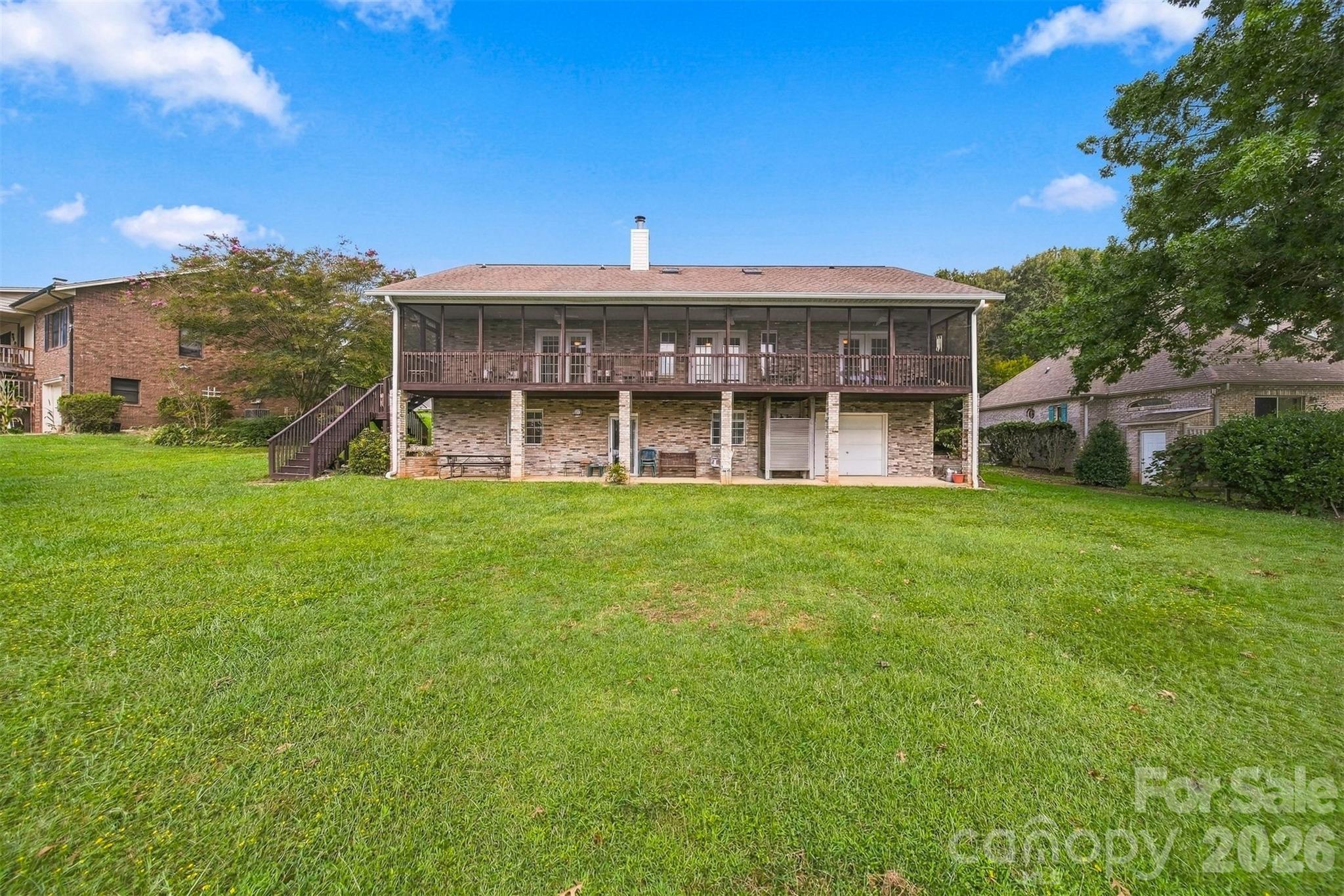main property photo 30