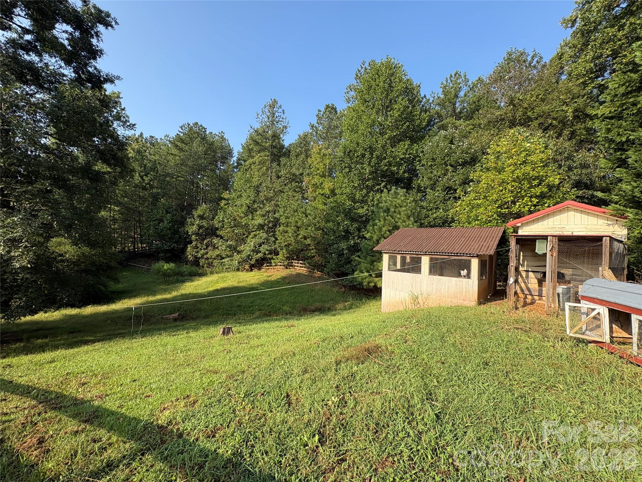 main property photo 32