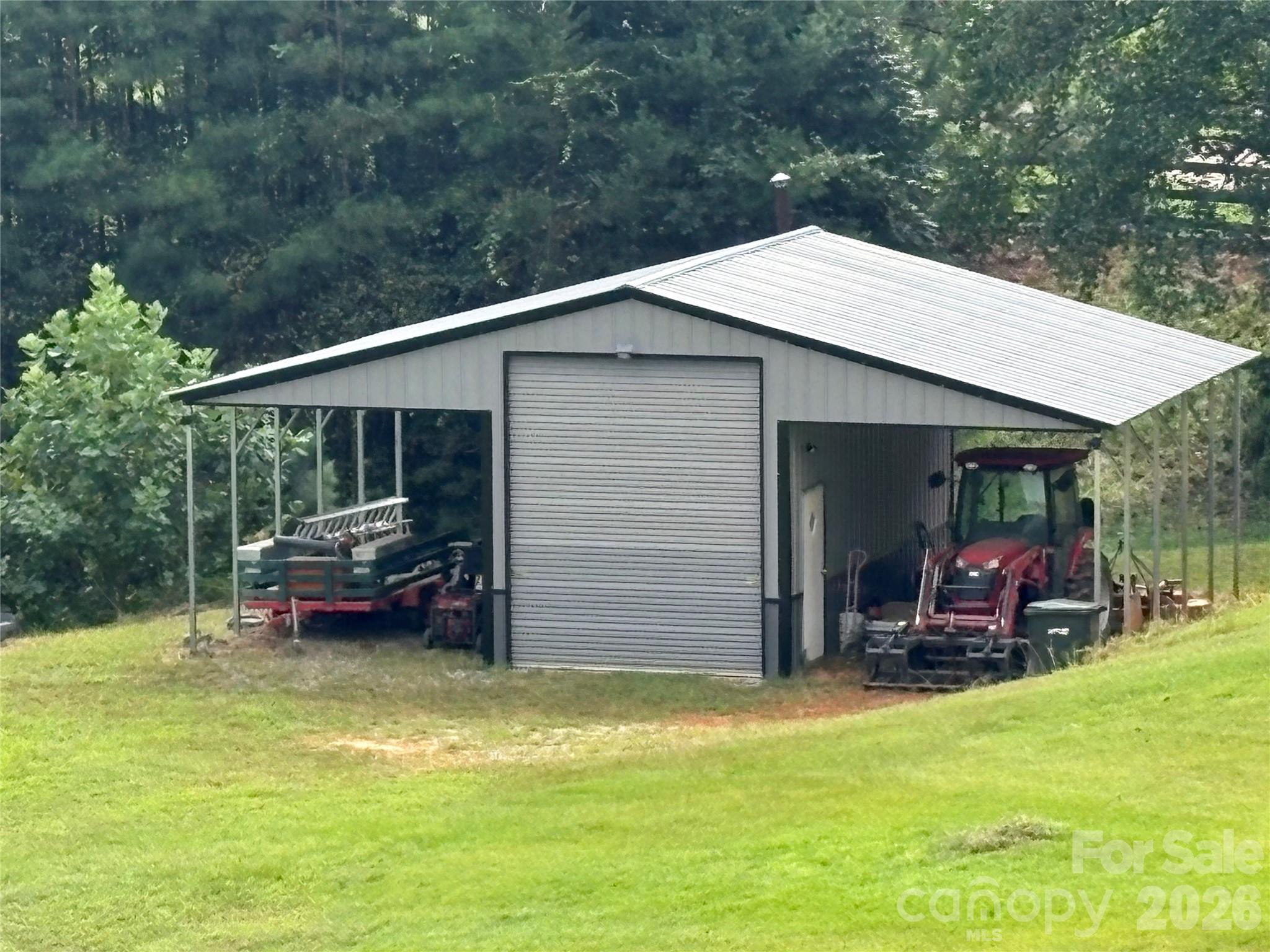 main property photo 43