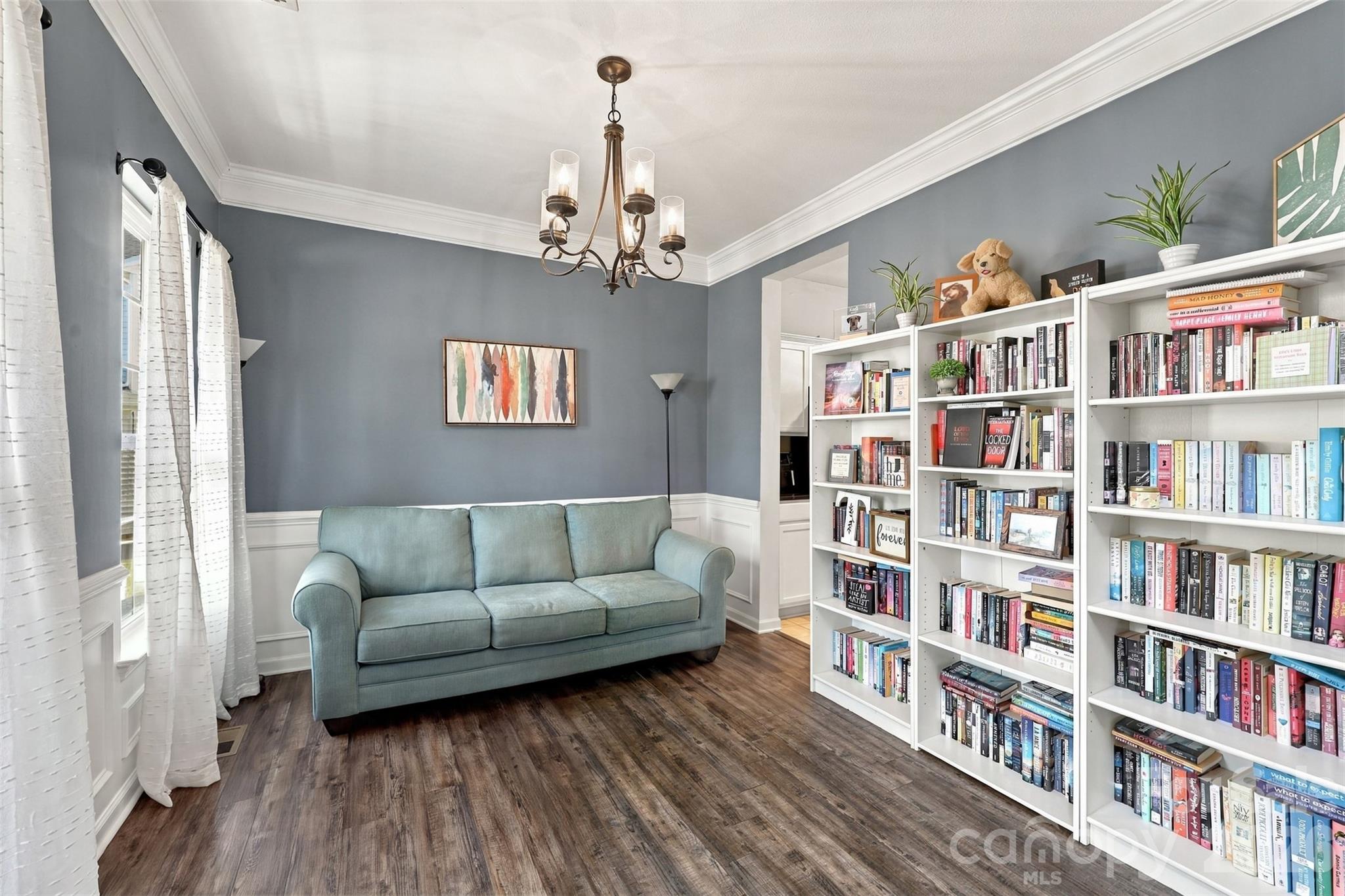 main property photo 14