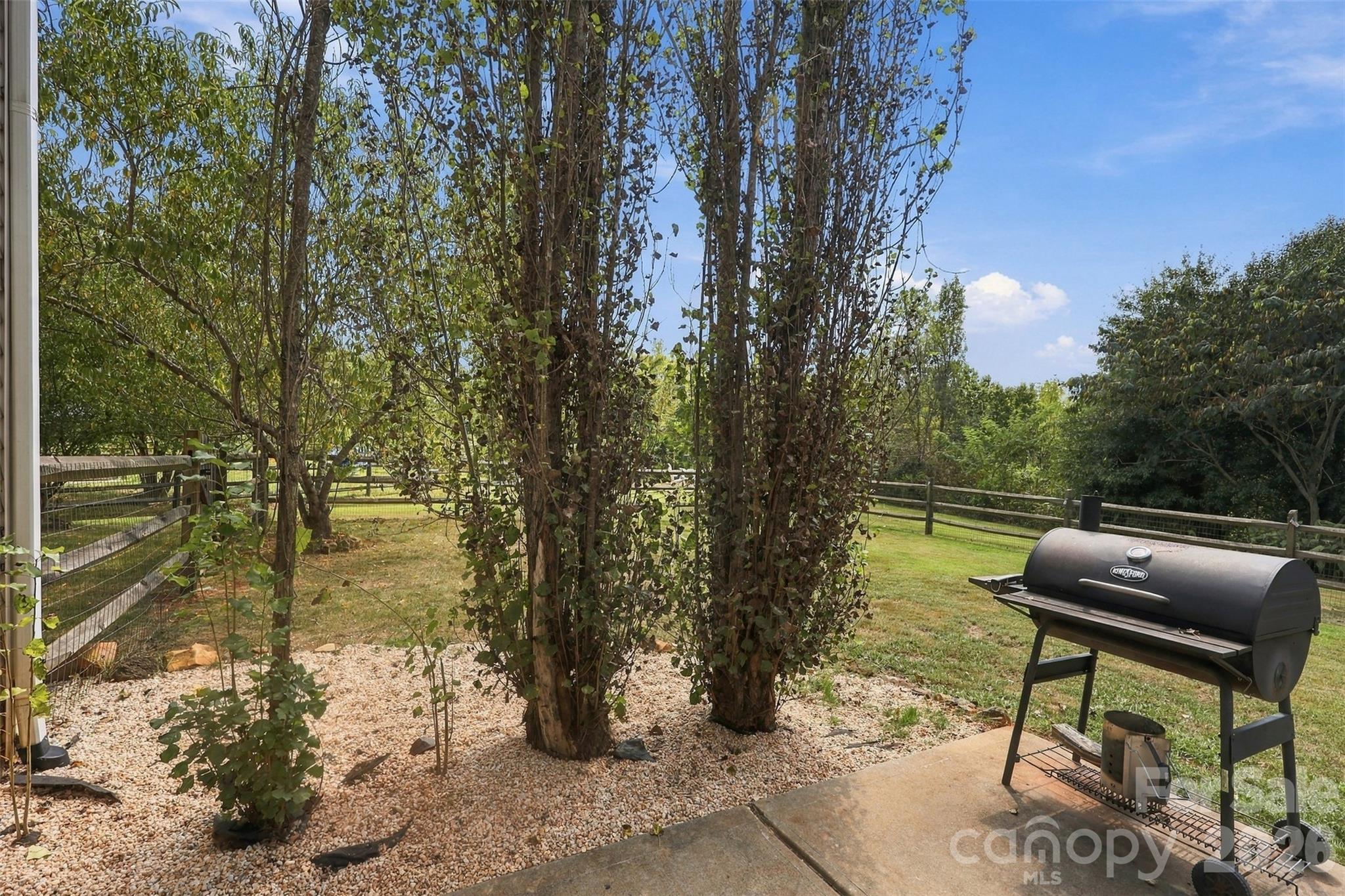 main property photo 32