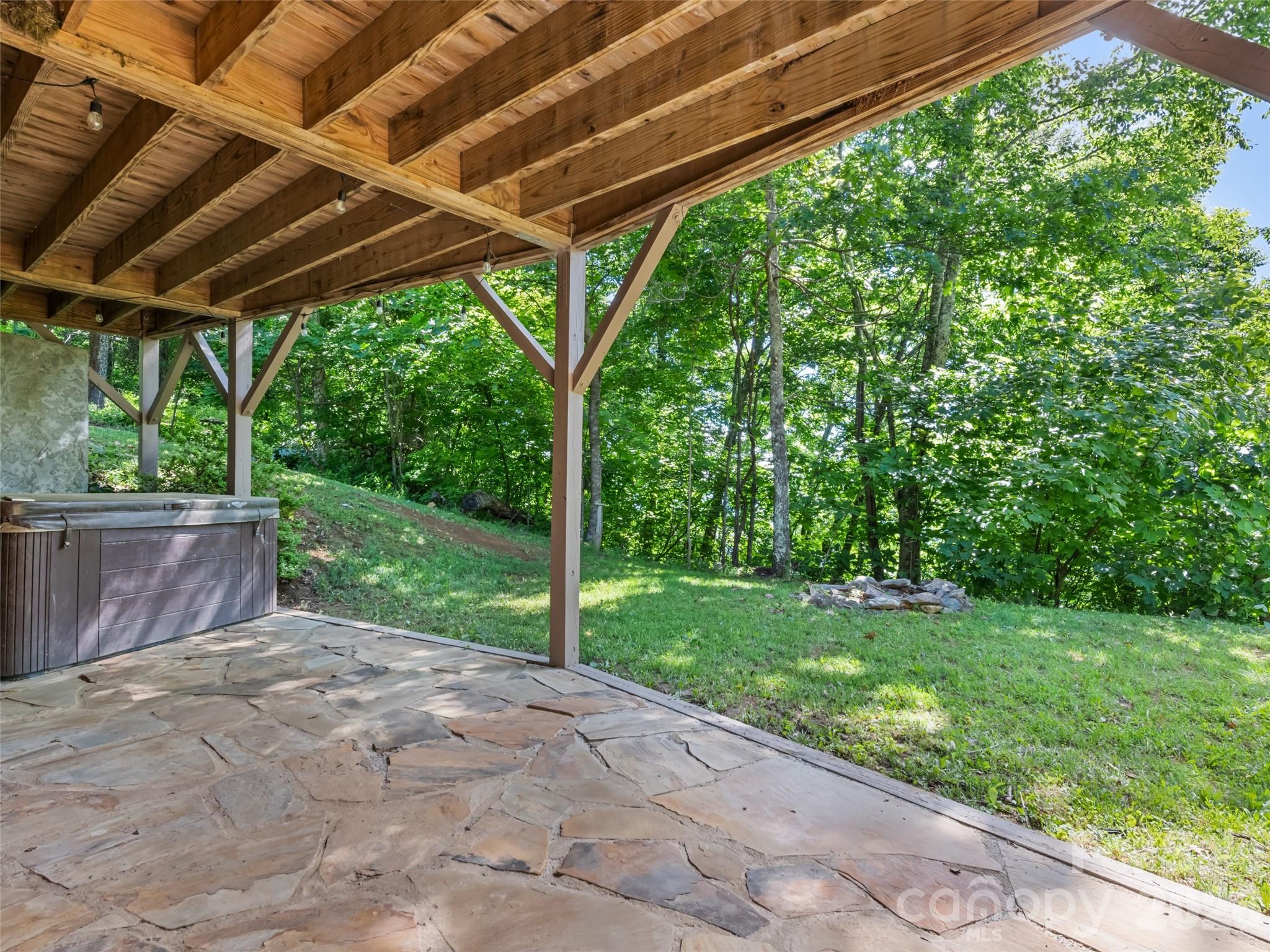 main property photo 36